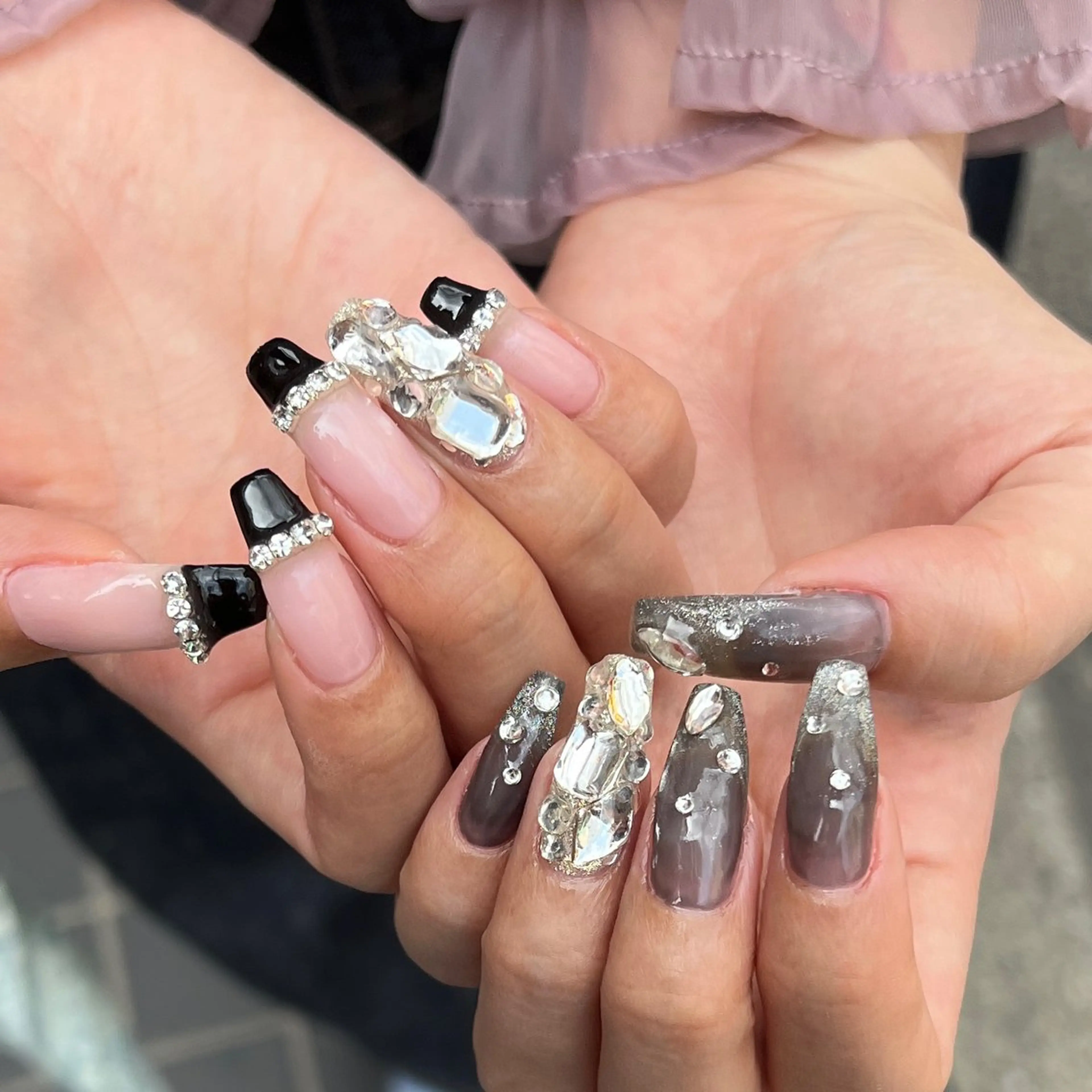 ネイル ハンドネイル 河野 弥月のネイルデザイン