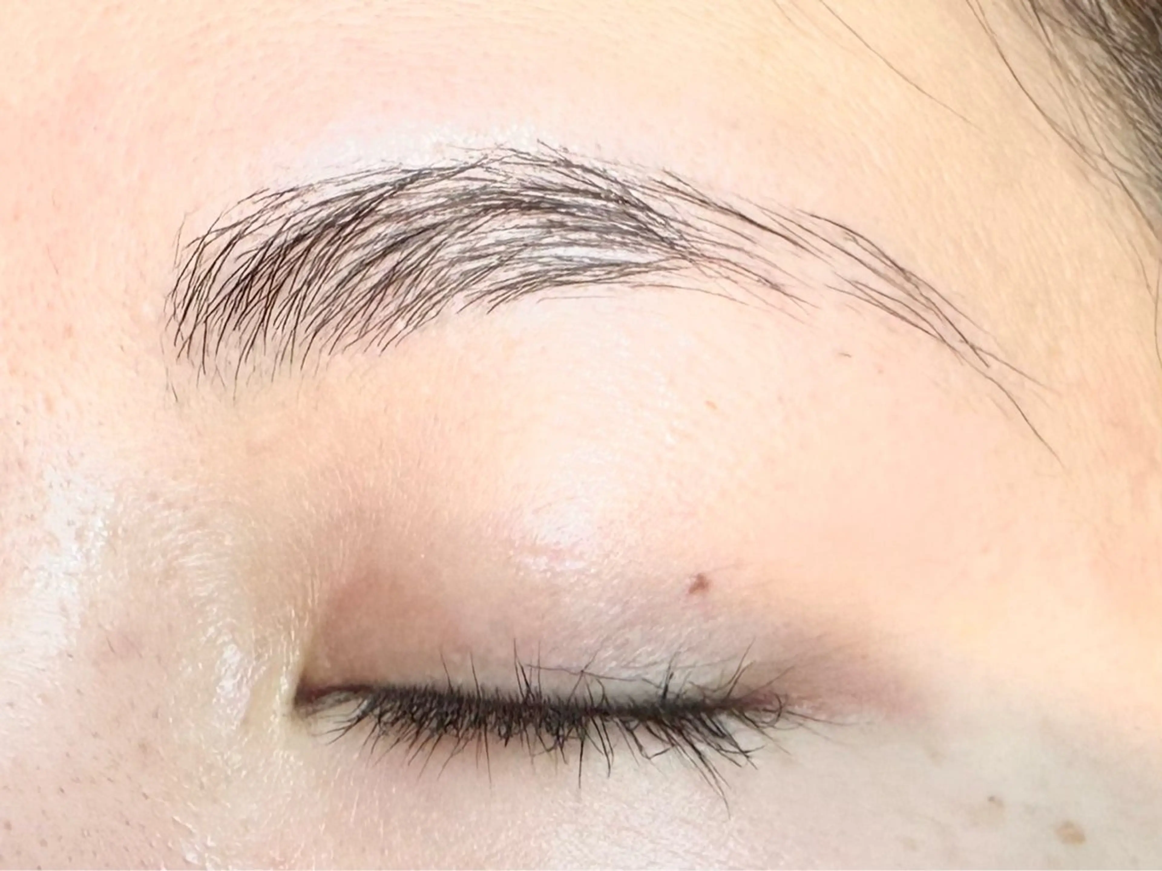 メンズ アイブロウ メンズアイブロウ 千葉 美咲のネイルデザイン