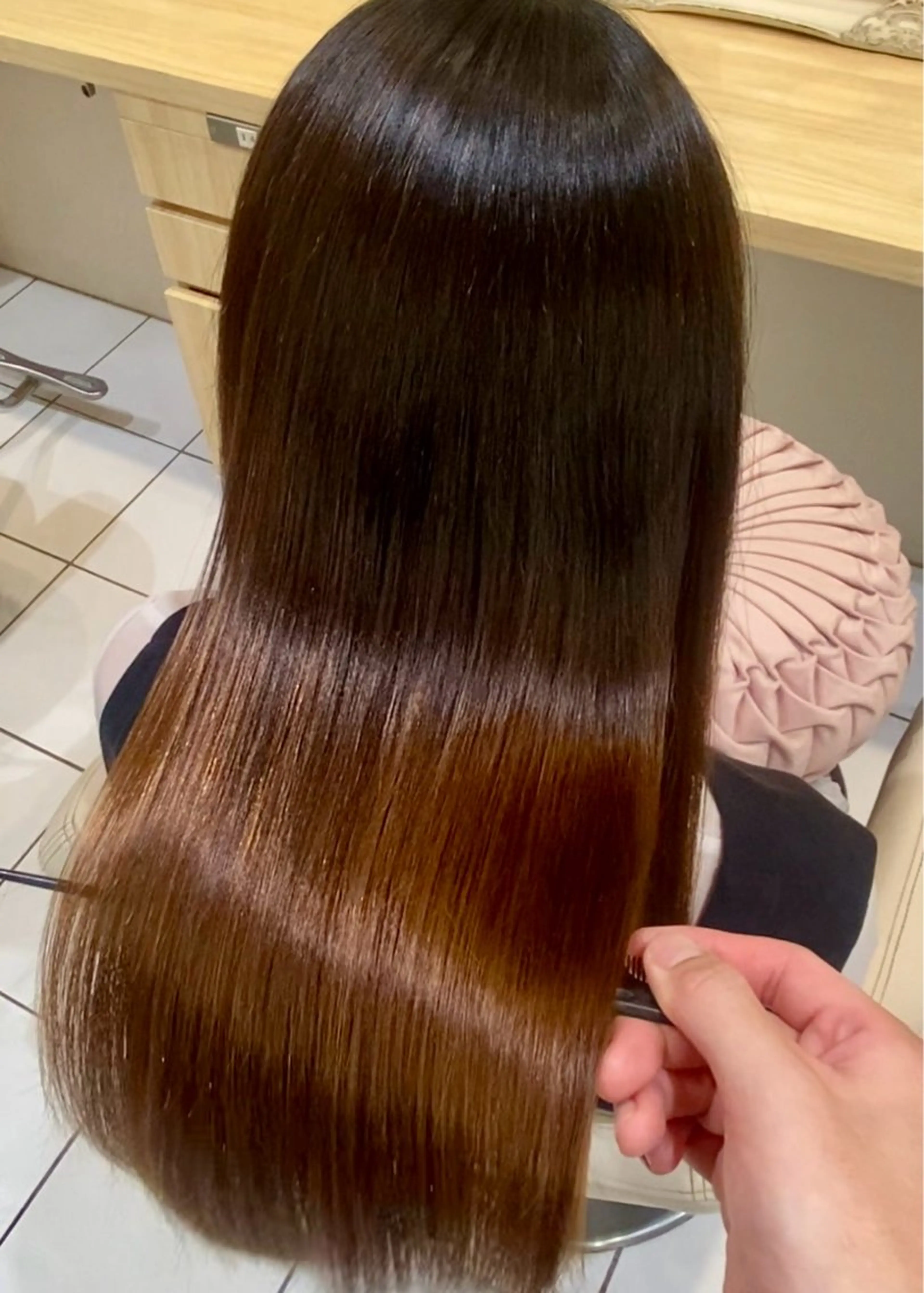 ロング パーマ 髪質改善 ✨美髪の錬金術師🧙 縮毛矯正/嶽 涼太のヘアスタイル