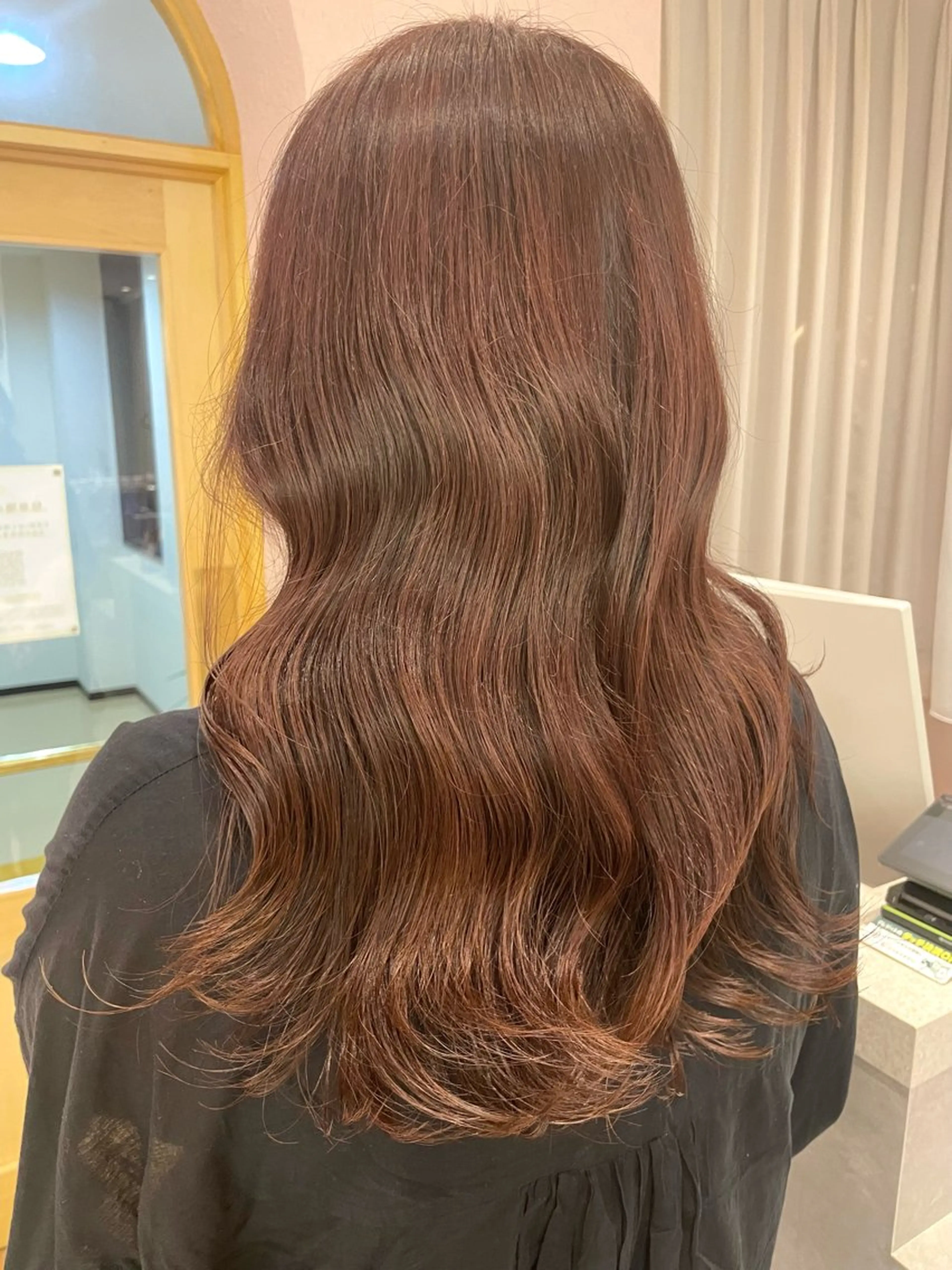 セミロング ピンクブラウン ヘアカラー merc.🐰澤田 凜のヘアスタイル