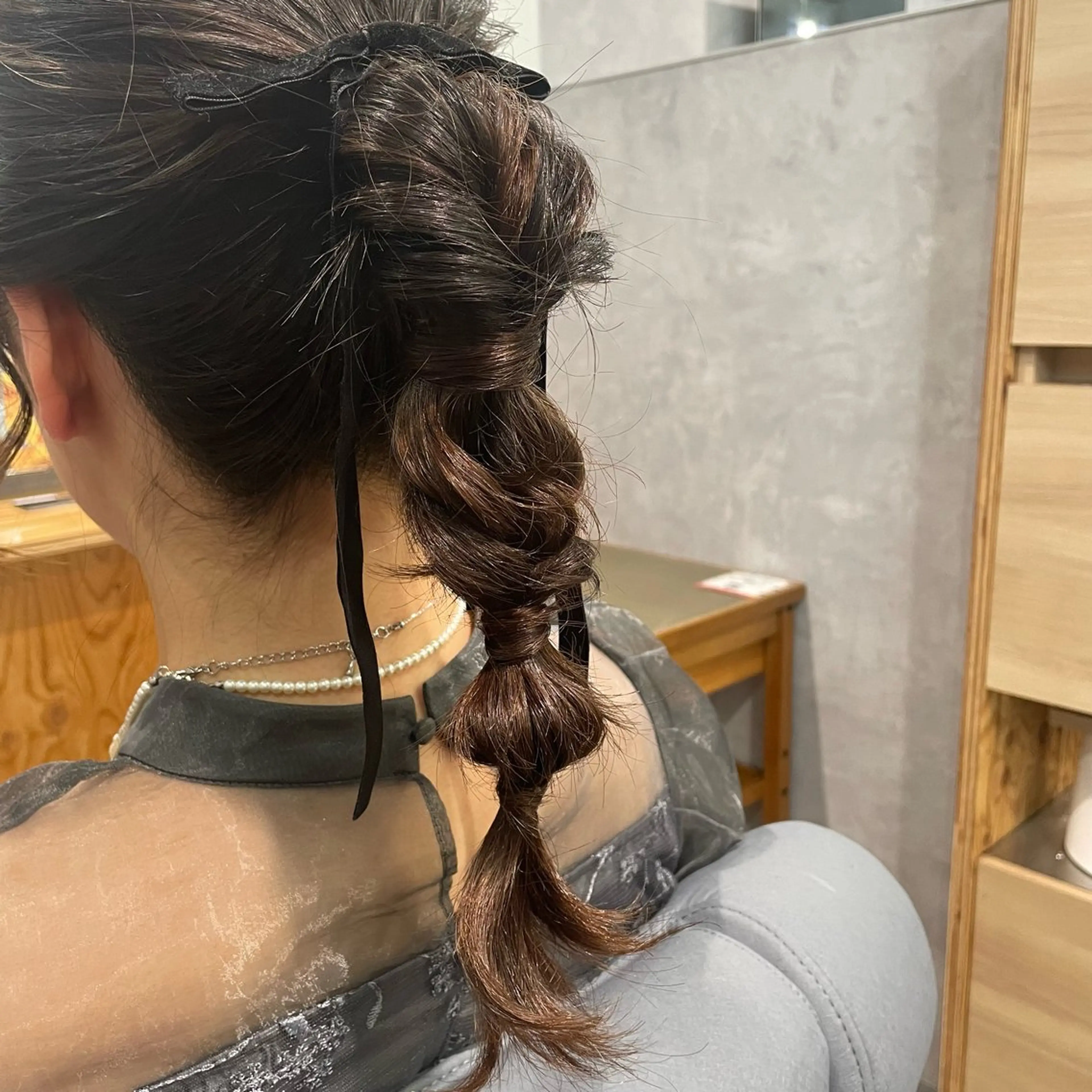 ロング ヘアアレンジ 黒岩 梨沙のヘアスタイル