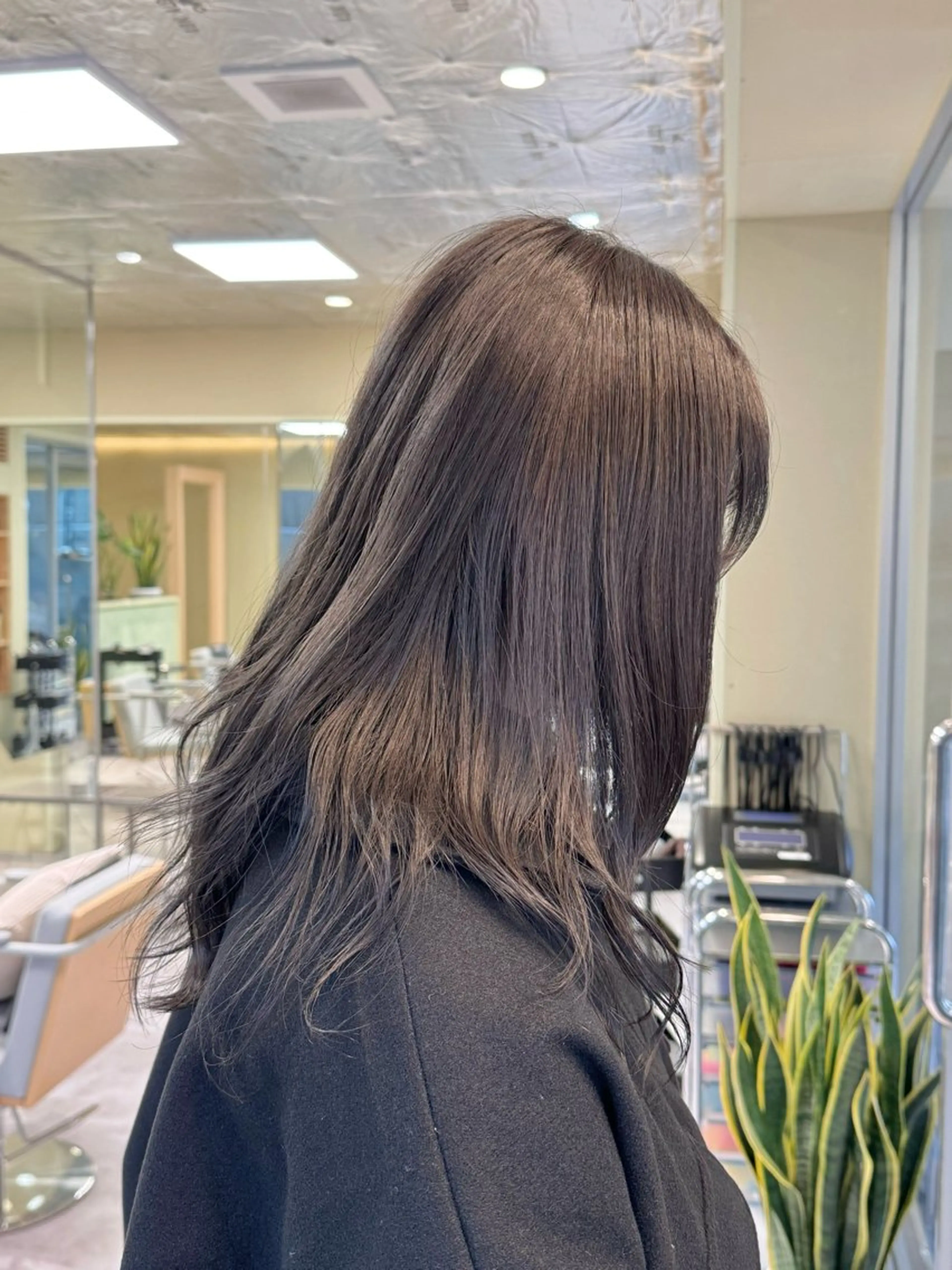 ミディアム カラー カット ヘアカラー トリートメント KOHNO/ブリーチ なし/透明感カラーのヘアスタイル