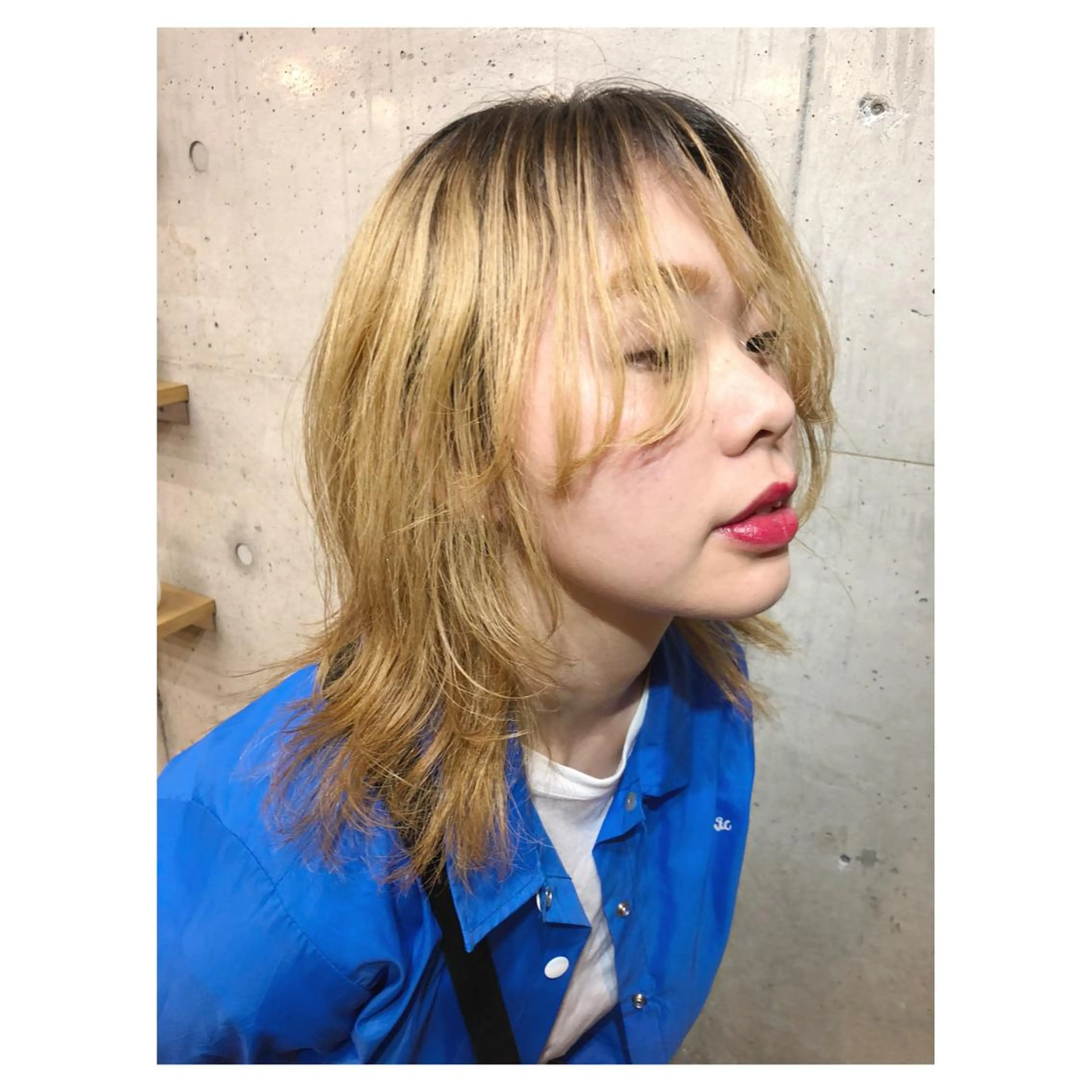ミディアム カラー ハイトーンカラー レイヤーカット ウルフカット カット ヘアカラー トリートメント ヘアセット センスをお届けします 大谷将生INFPのヘアスタイル
