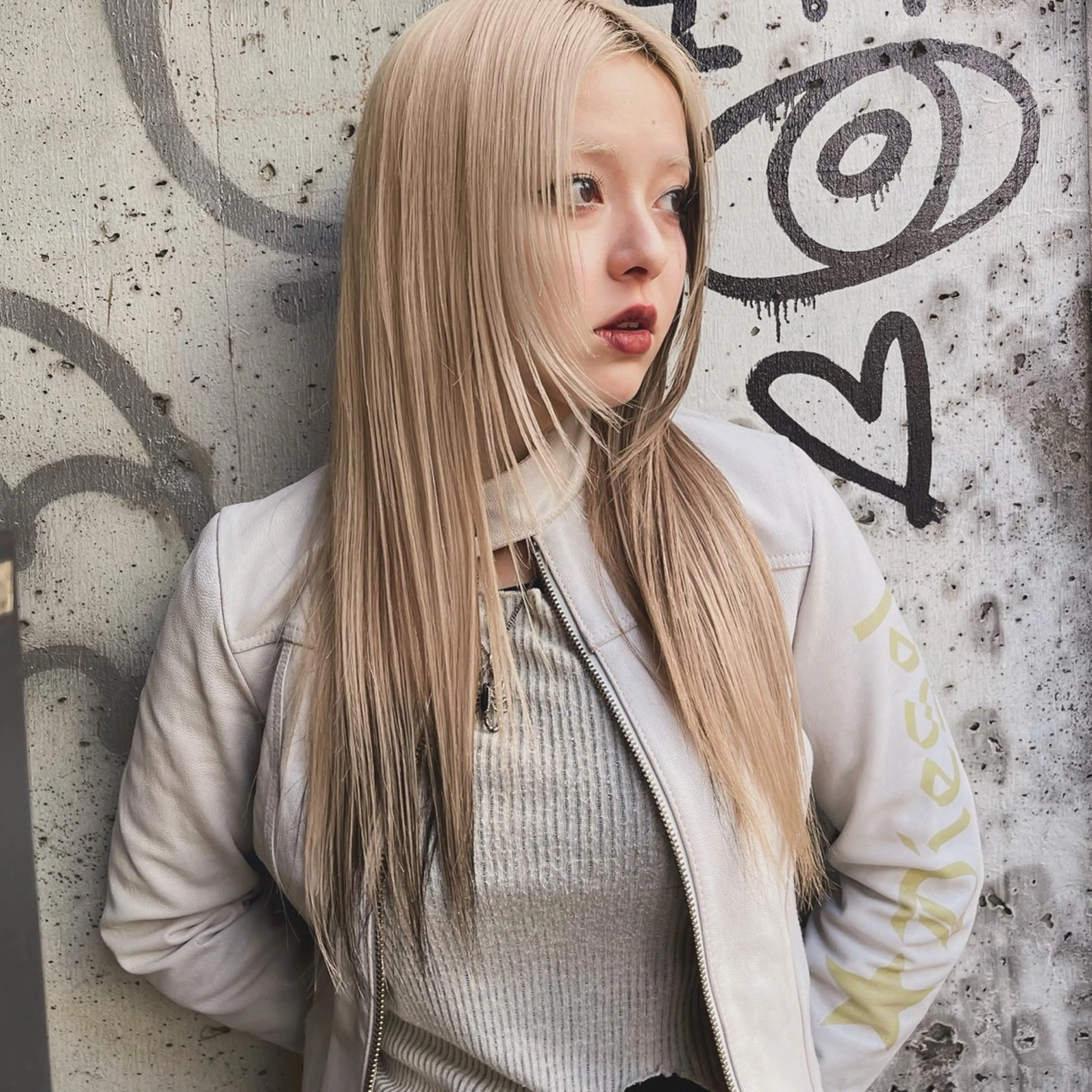 ミディアム カラー ヘアカラー トリートメント ヘアセット レイヤー専門家 ダブルカラー修のヘアスタイル