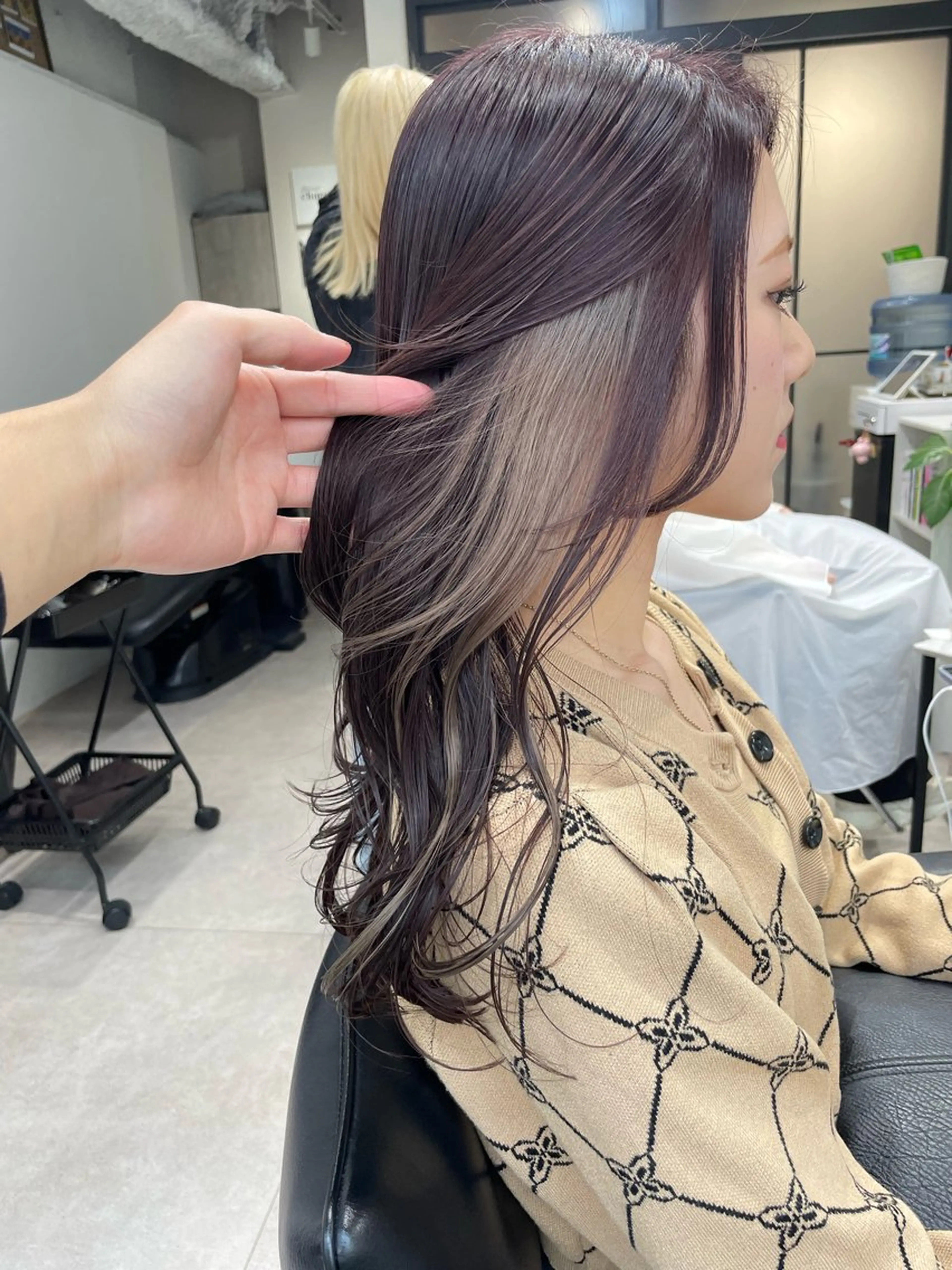 ロング カラー ヘアカラー トリートメント 髪質改善will hairdesignのヘアスタイル