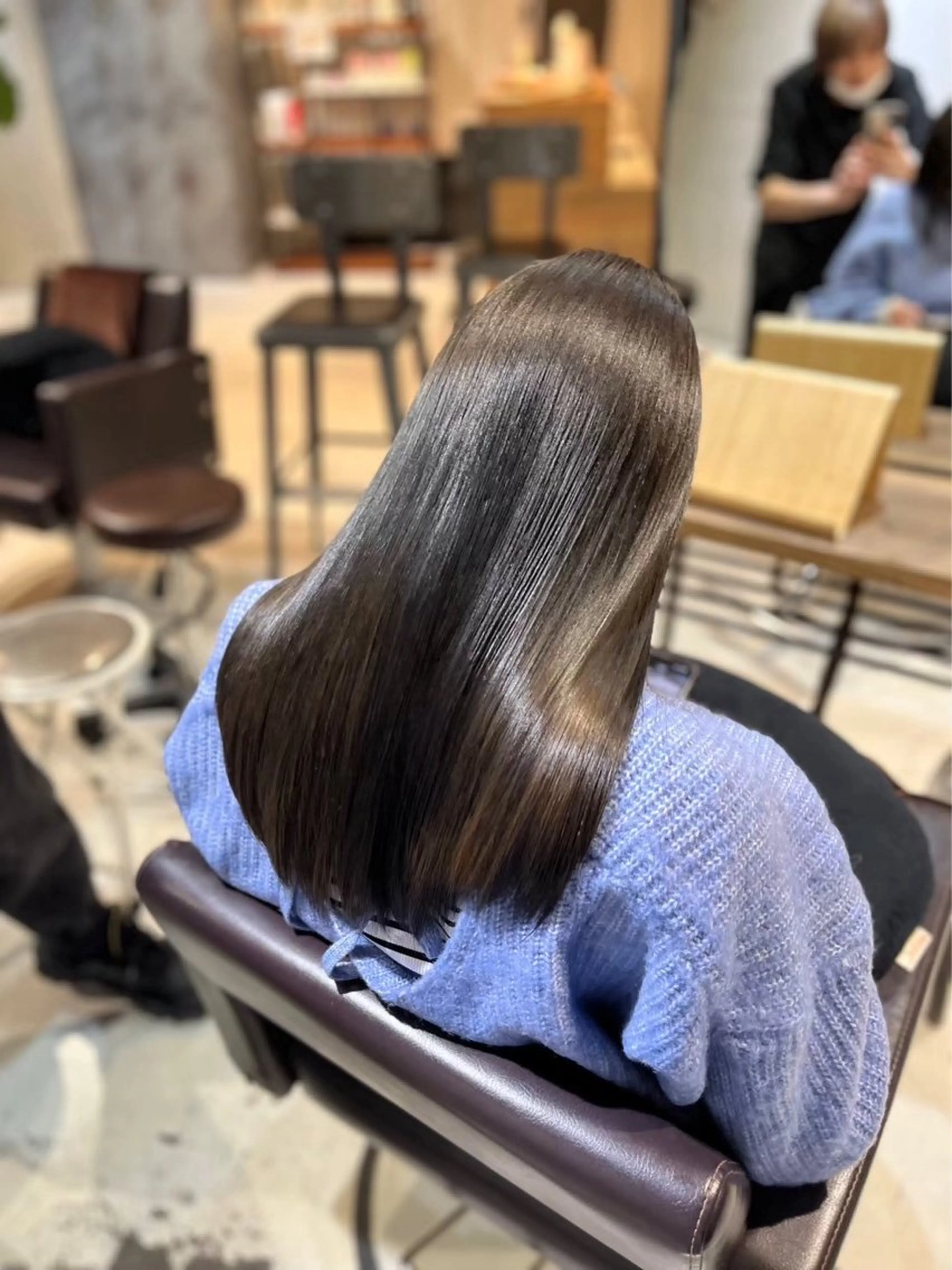 ロング 及川 亜美のヘアスタイル