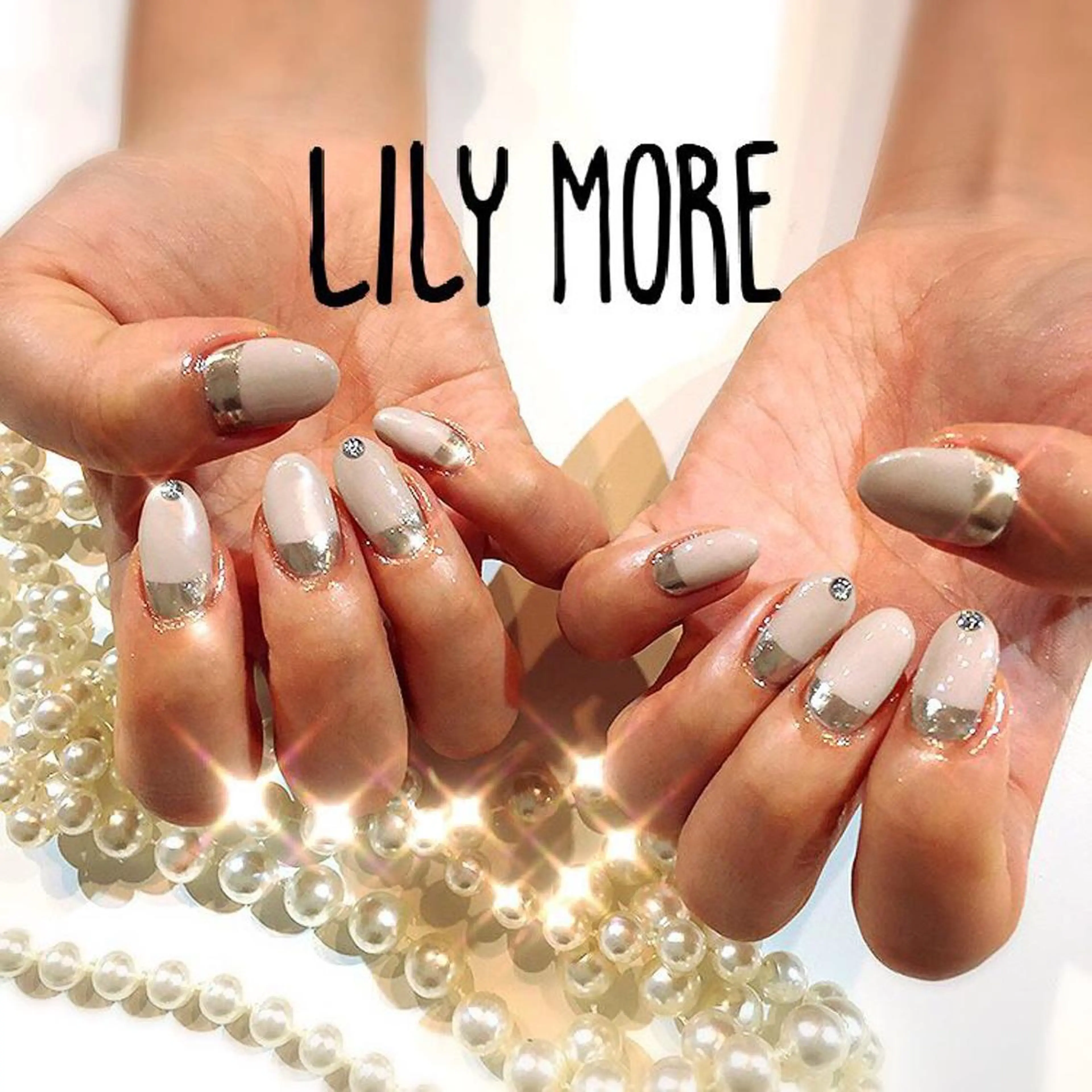 ネイル フレンチネイル ミラーネイル Lily closetのネイルデザイン