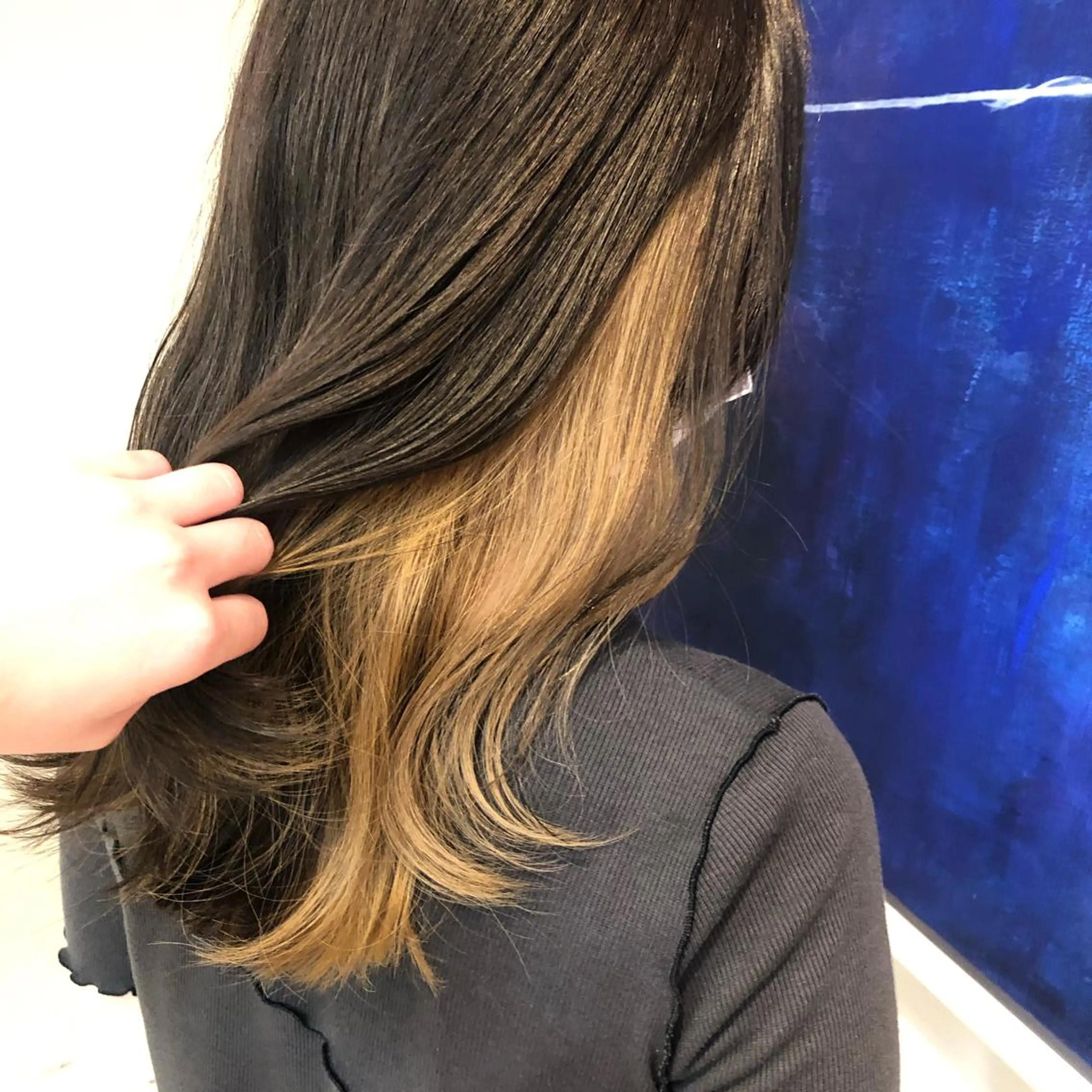 セミロング カラー 🫧tomoka 透明感カラー🫧のヘアスタイル
