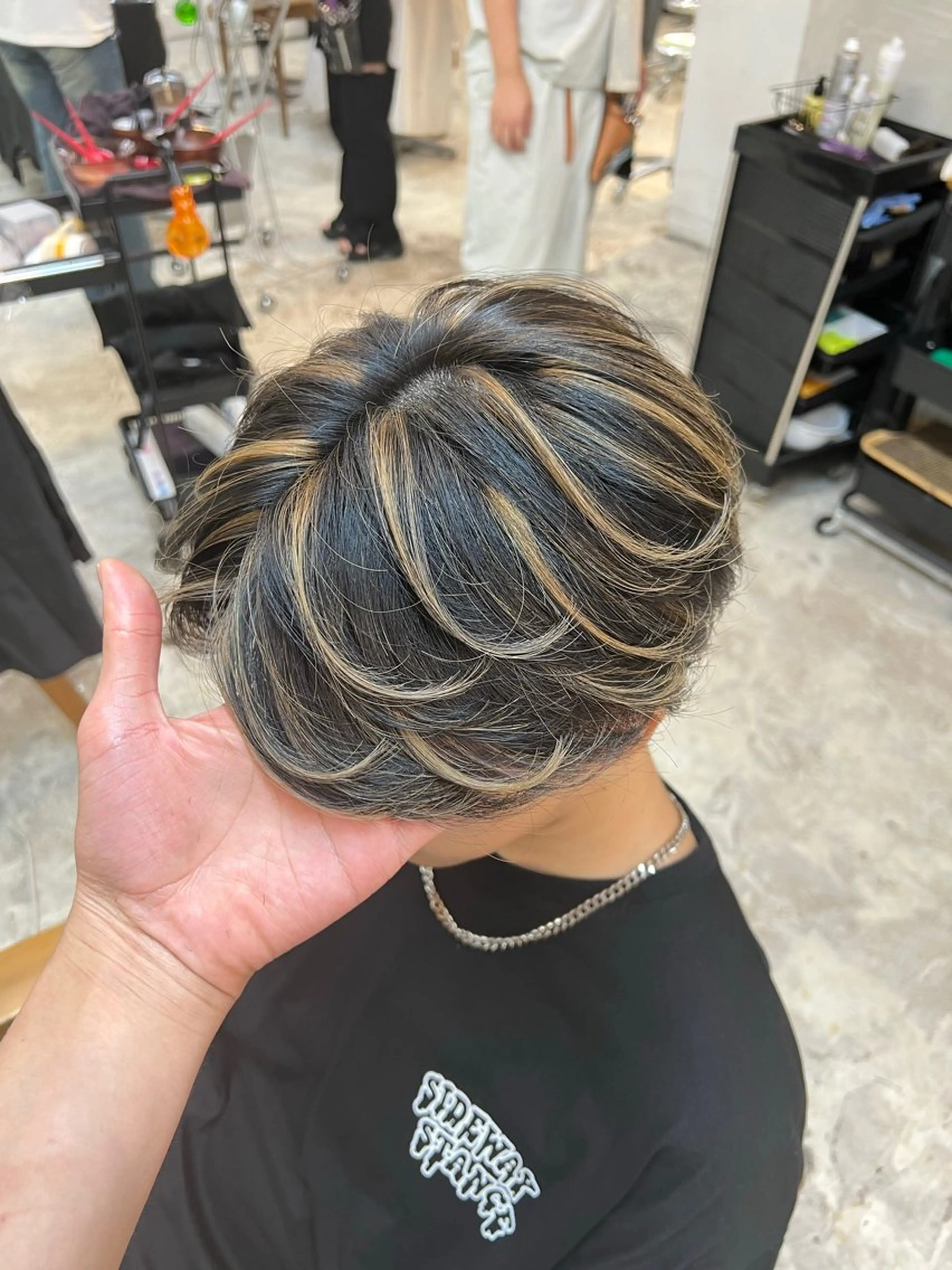 ショート カラー メンズ Mirareee tokyo所属・バレイヤージュ/ シャドウルーツ/安室のヘアスタイル