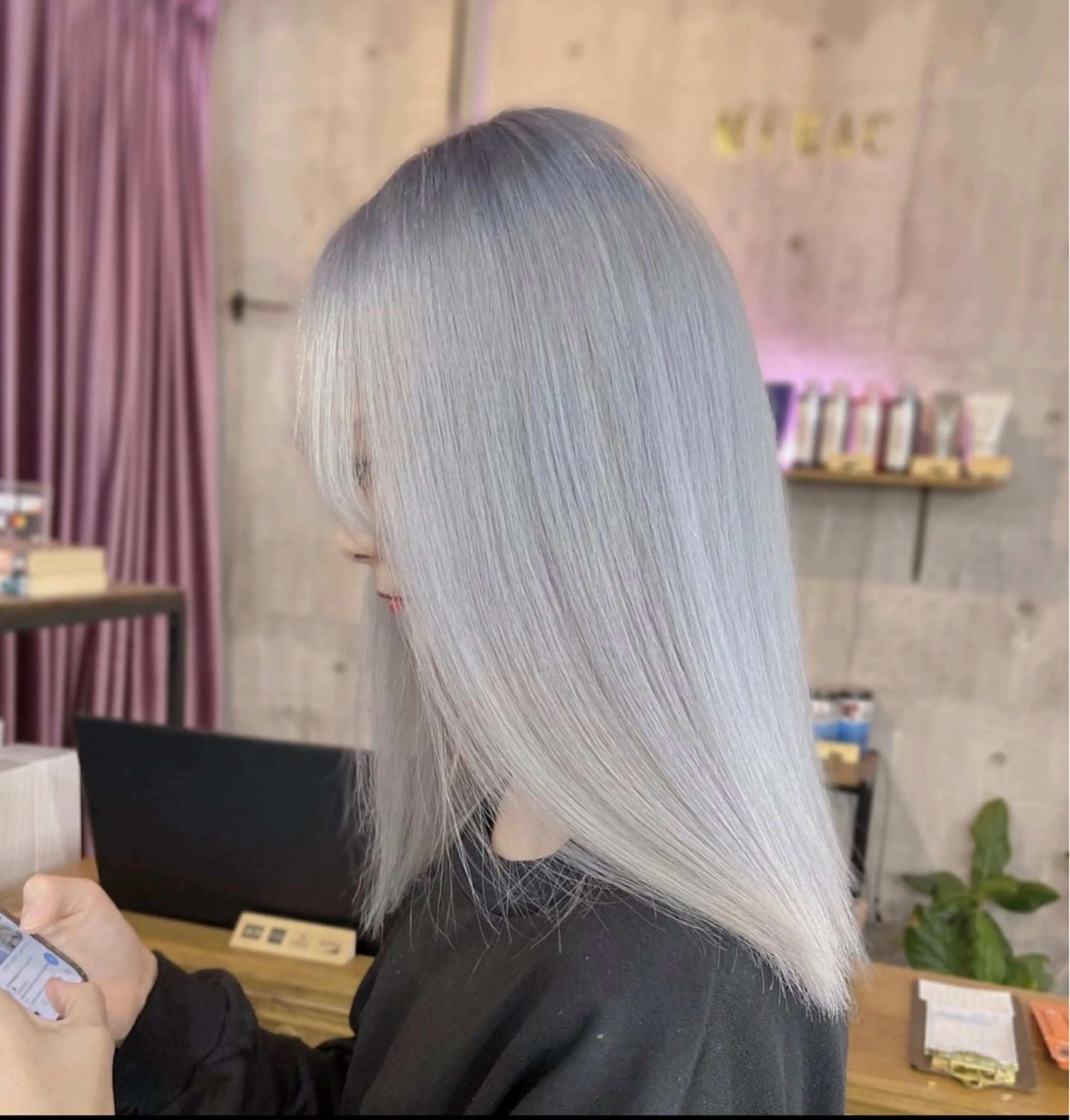 ロング カラー ブリーチ ハイトーンカラー MIRAC所属・Ryoichi⛓️ 韓国ヘア/ハイトーンのヘアスタイル