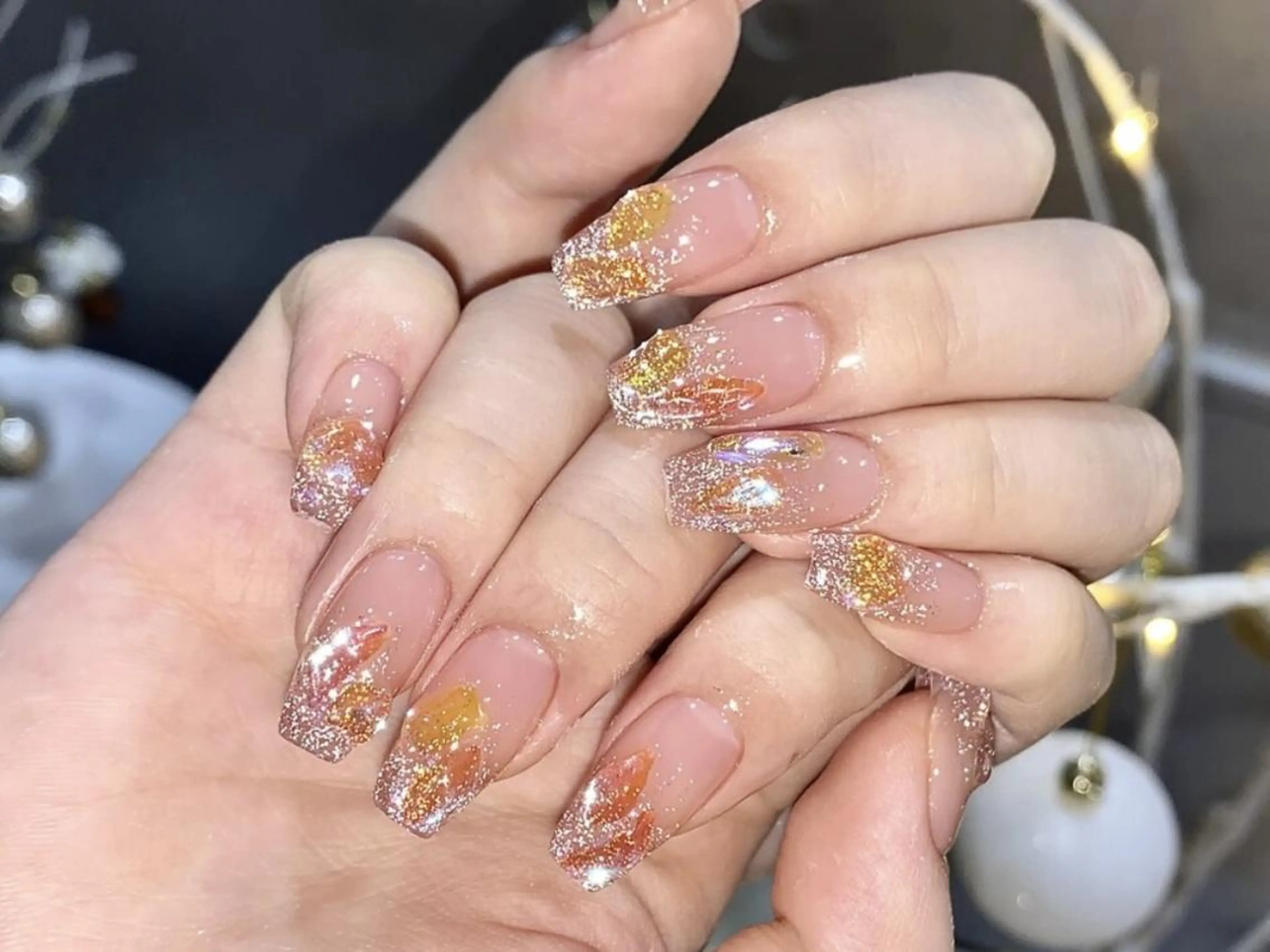 ネイル ジェルネイル キラキラネイル 韓国ネイル ラメ(グリッター) マグネットネイル One plus StudioNailのネイルデザイン