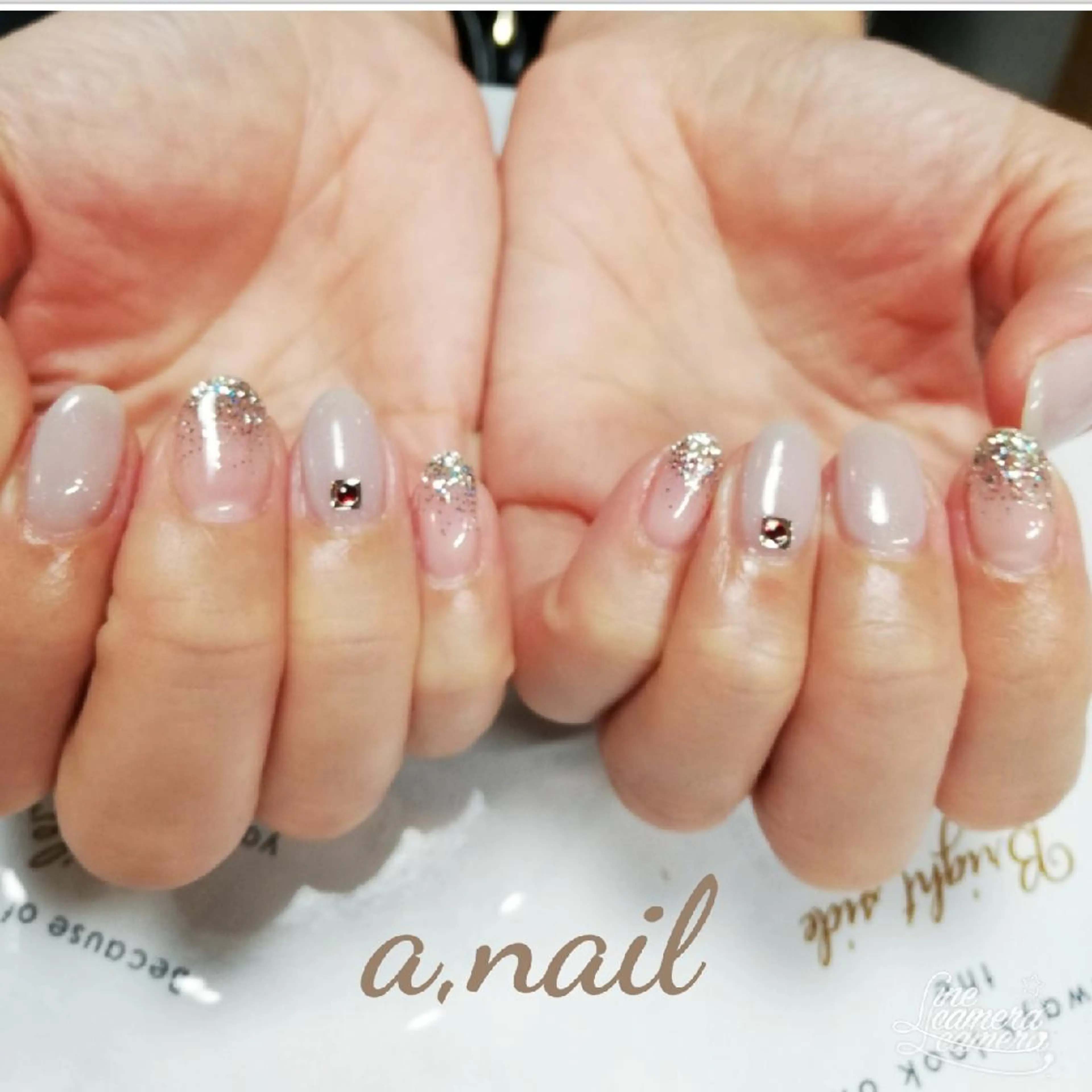 ネイル ストーンネイル ハンドネイル ネイルサロン エーネイルのネイルデザイン