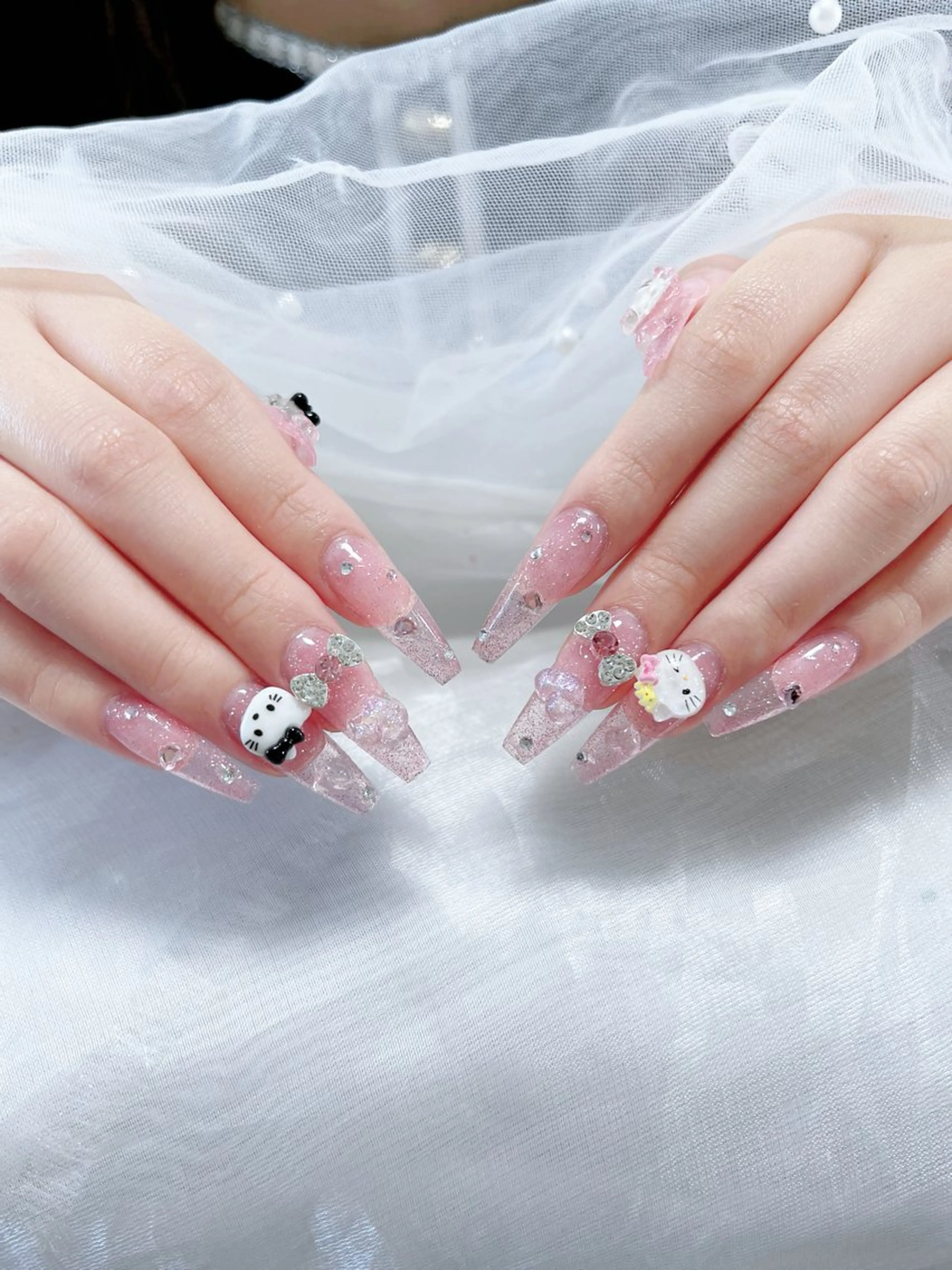 ネイル オーロラネイル クリアネイル フラッシュネイル ジェルネイル グラデーション ZUZU AMEE NAILのネイルデザイン