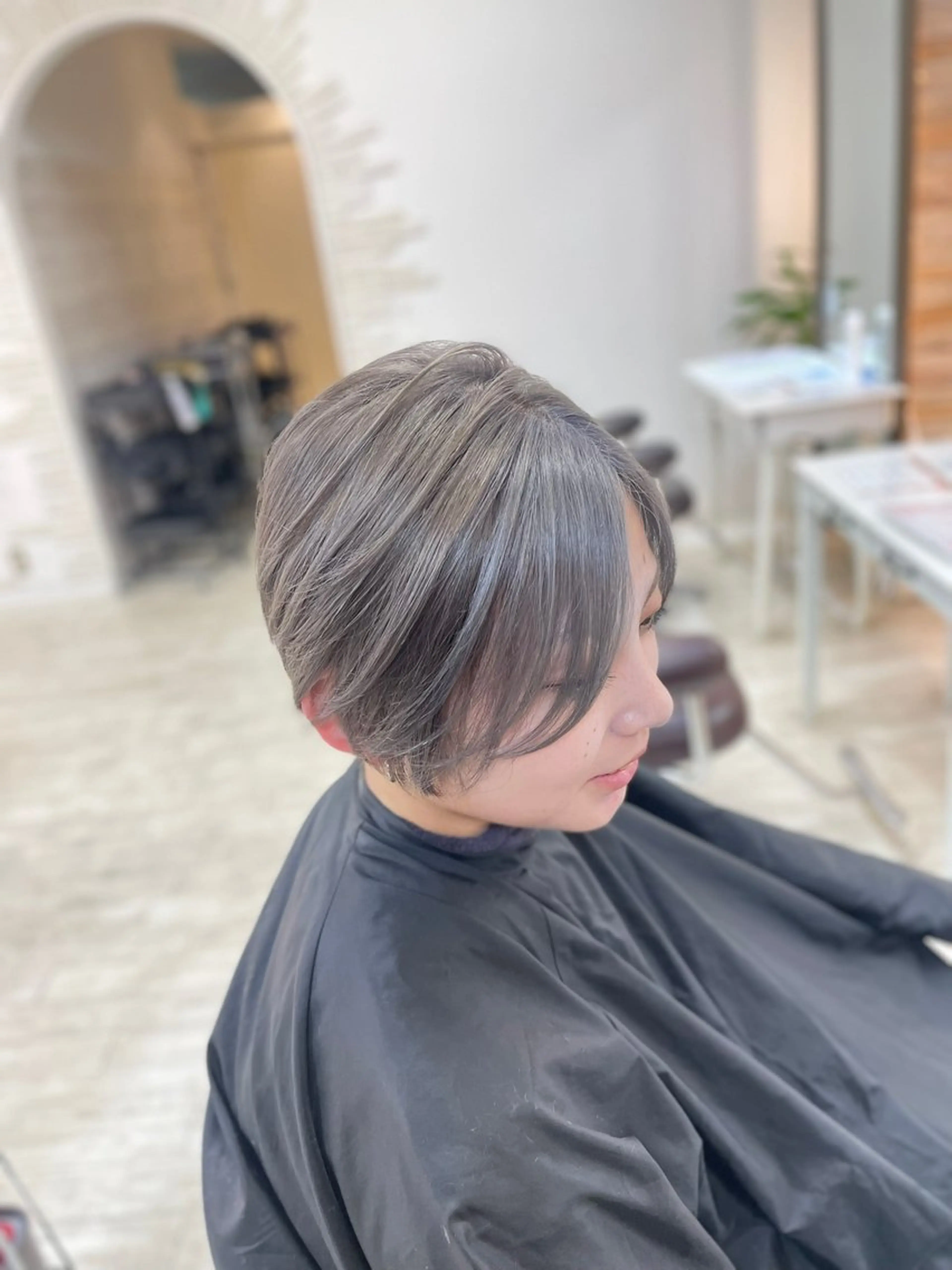 カラー ブルーカラー デザインカラー グレージュ KEEN.所属・新百合ヶ丘/韓国ヘア /レイヤー/RENAのヘアスタイル