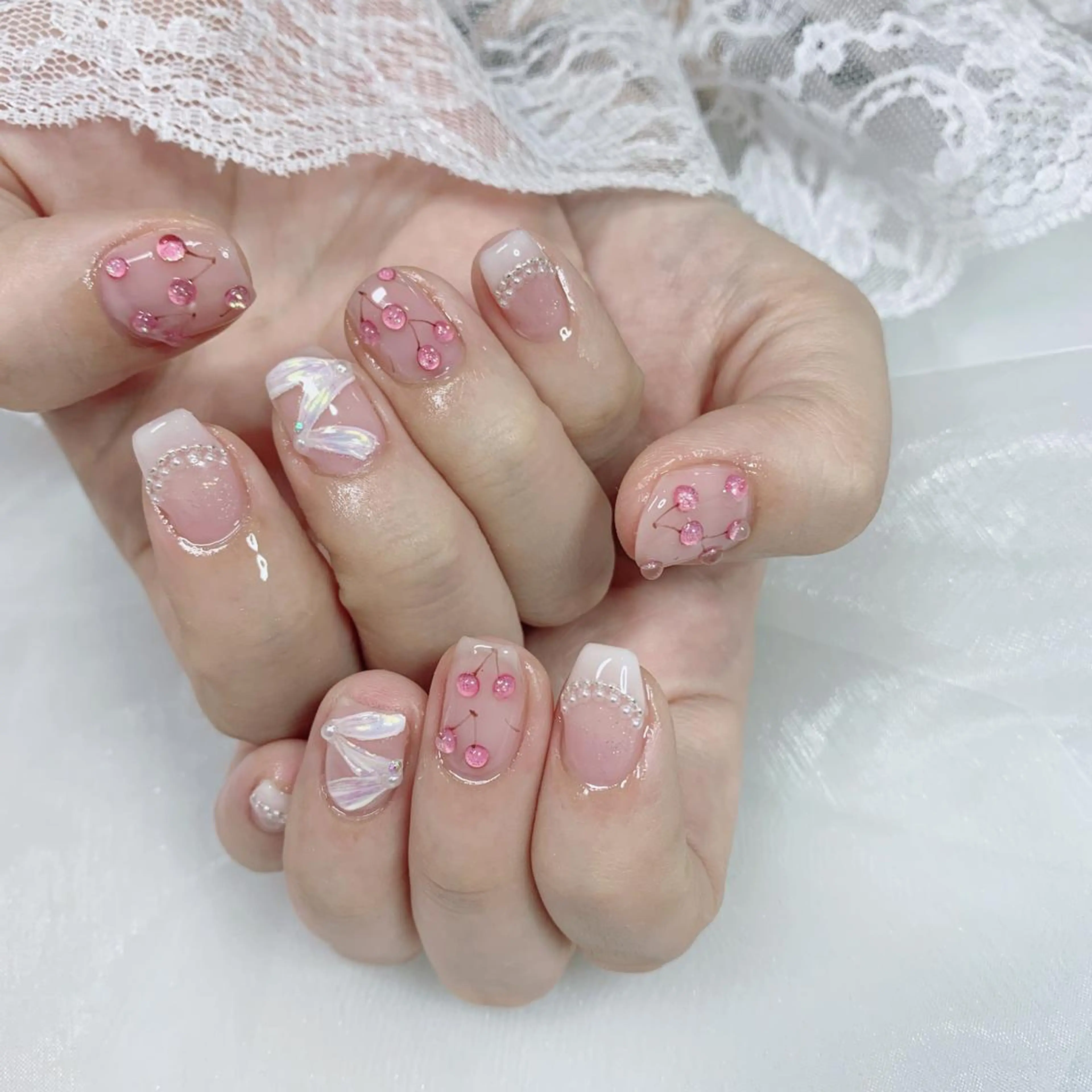 ネイル ハンドネイル La neige* yuki 🥯🍑のネイルデザイン