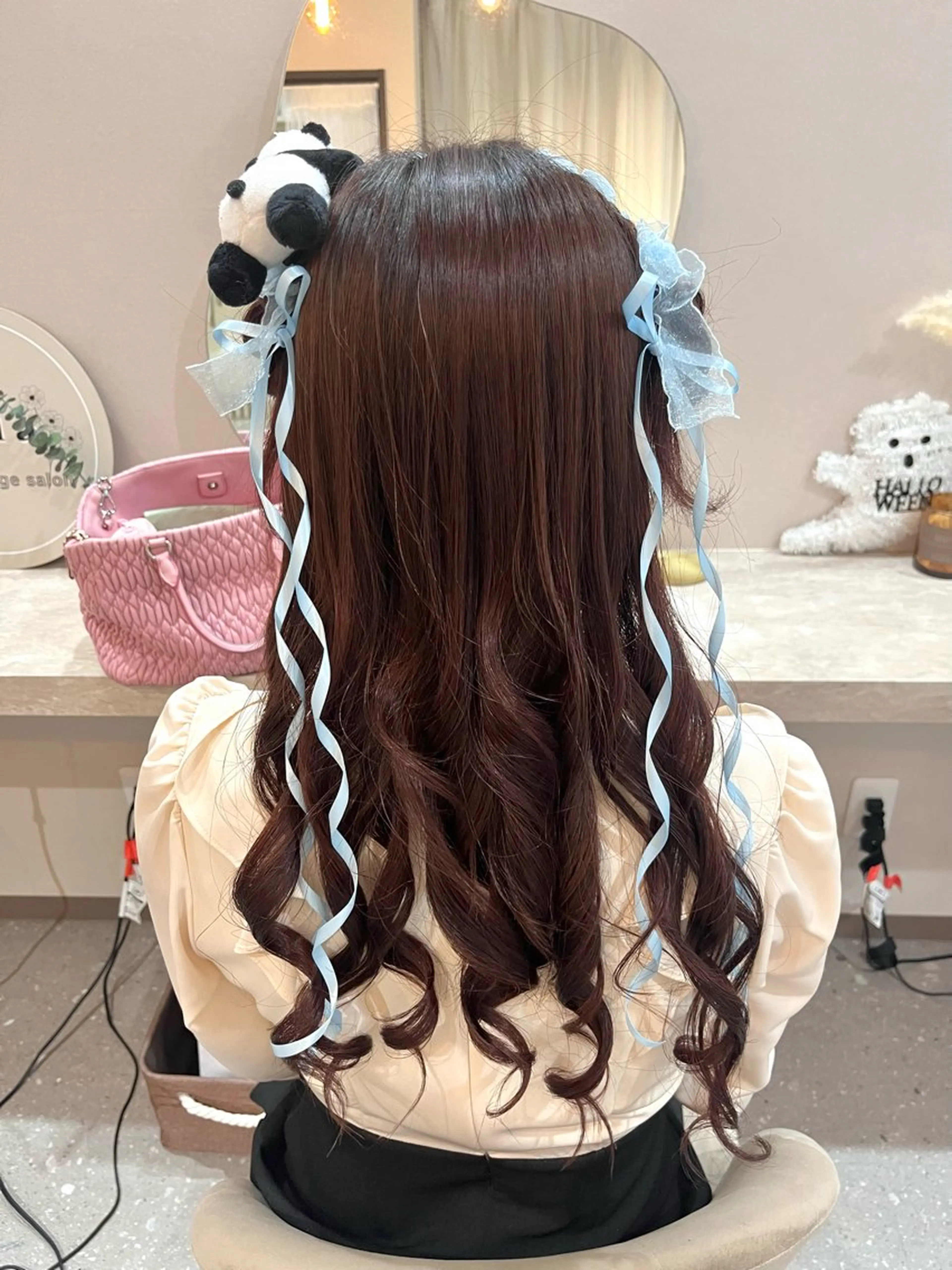 ロング ヘアアレンジ ヘアセット Mila Akariのヘアスタイル