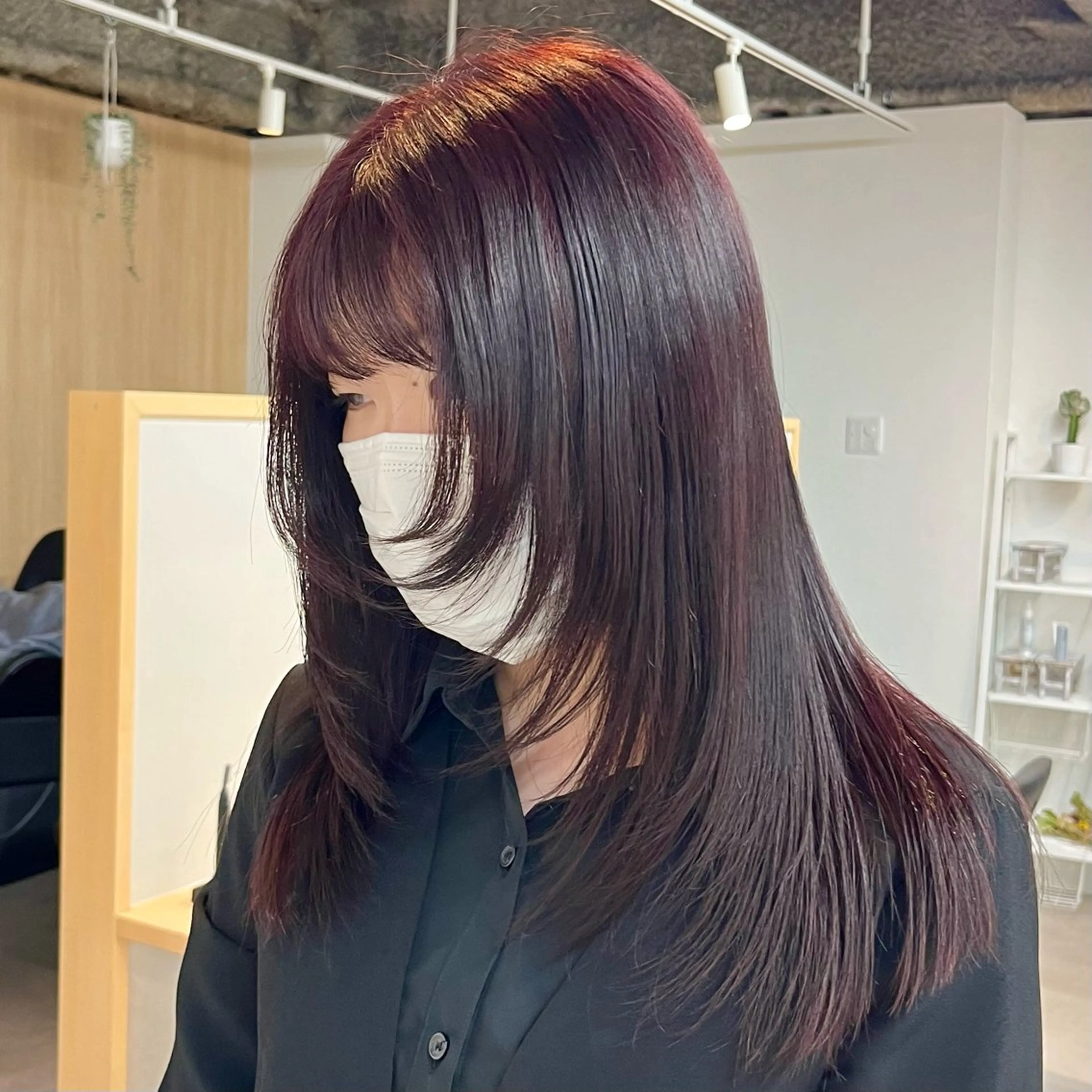 ロング カラー ハイレイヤー レイヤーカット カット ヘアカラー トリートメント 韓国ボブ/レイヤー/ ハイトーン/まなみのヘアスタイル