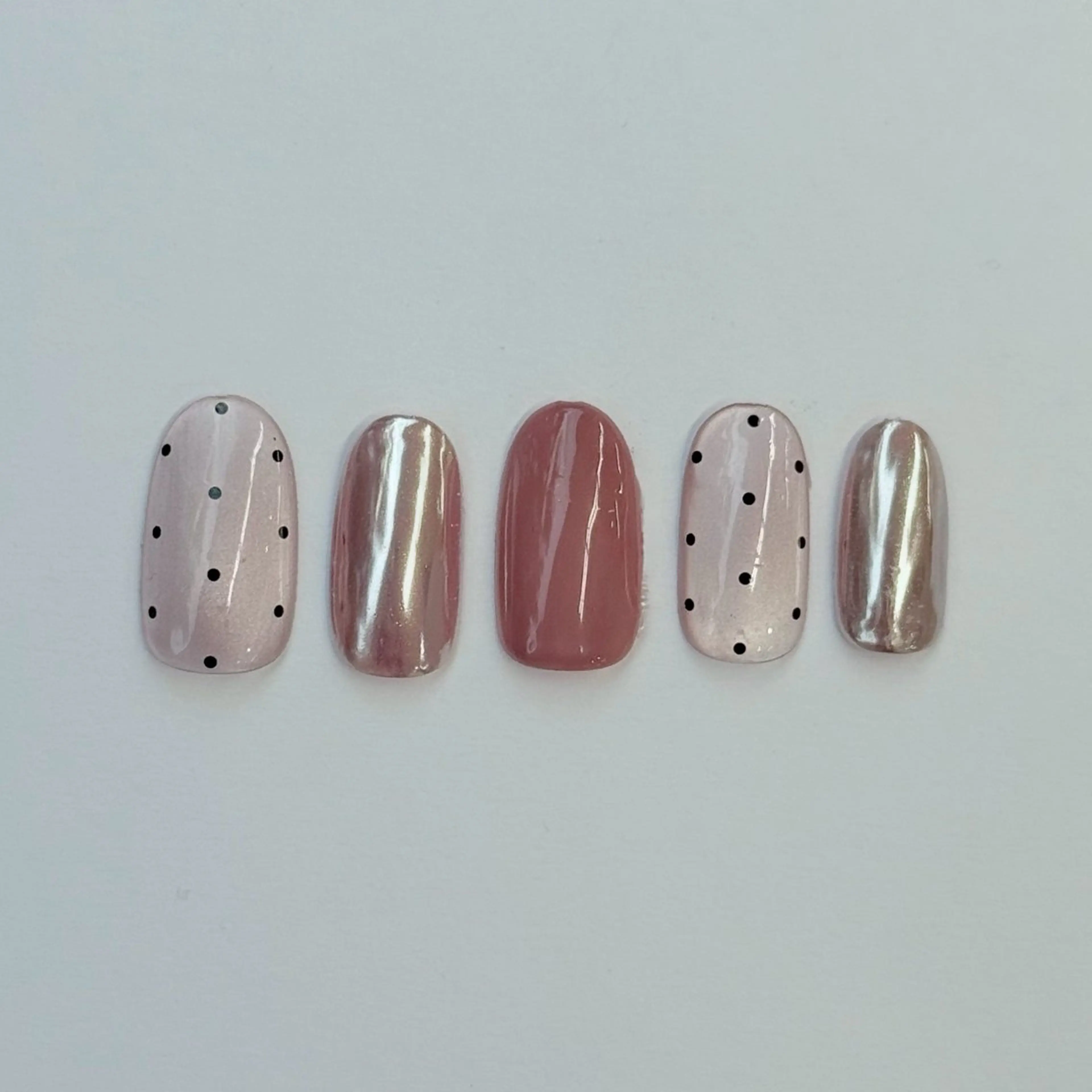 ネイル アートネイル MAXKELLY MAIKAのネイルデザイン