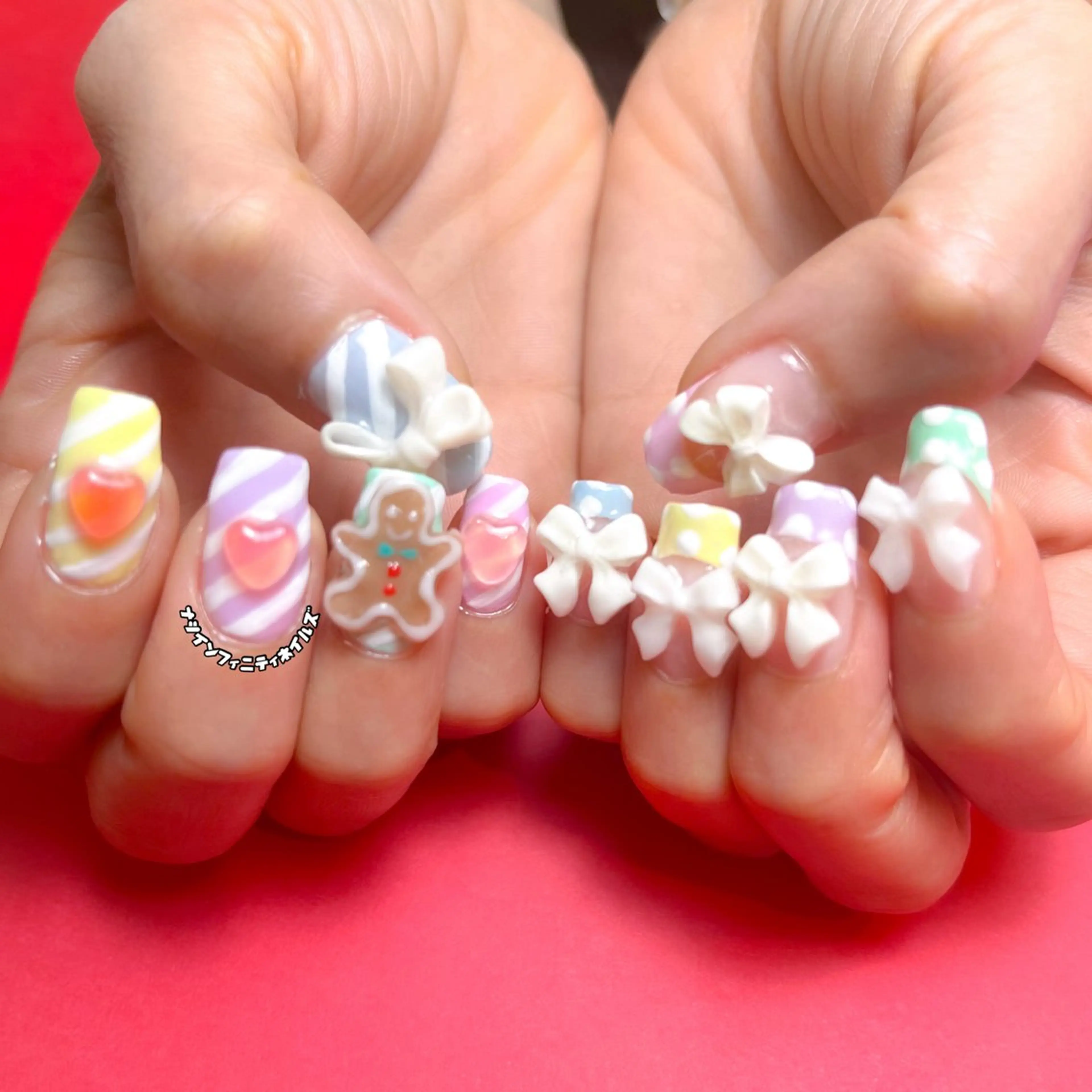 ネイル パステルネイル 冬ネイル クリスマス ハンドネイル ハンドケア ナツインフィニティ ネイルズ（なつ）のネイルデザイン