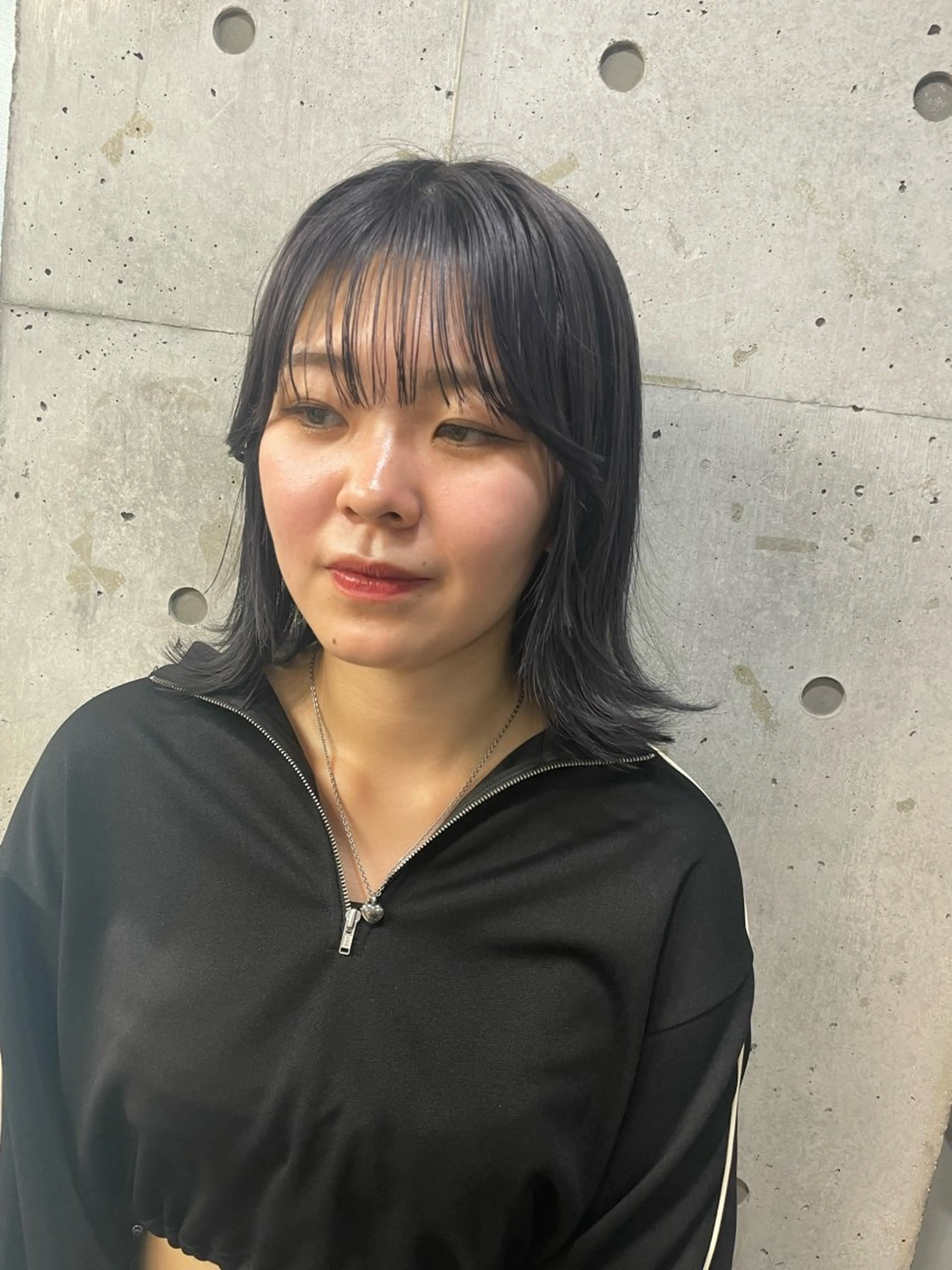 ミディアム ハイトーン×デザイン 🪽🫧HIKARIのヘアスタイル