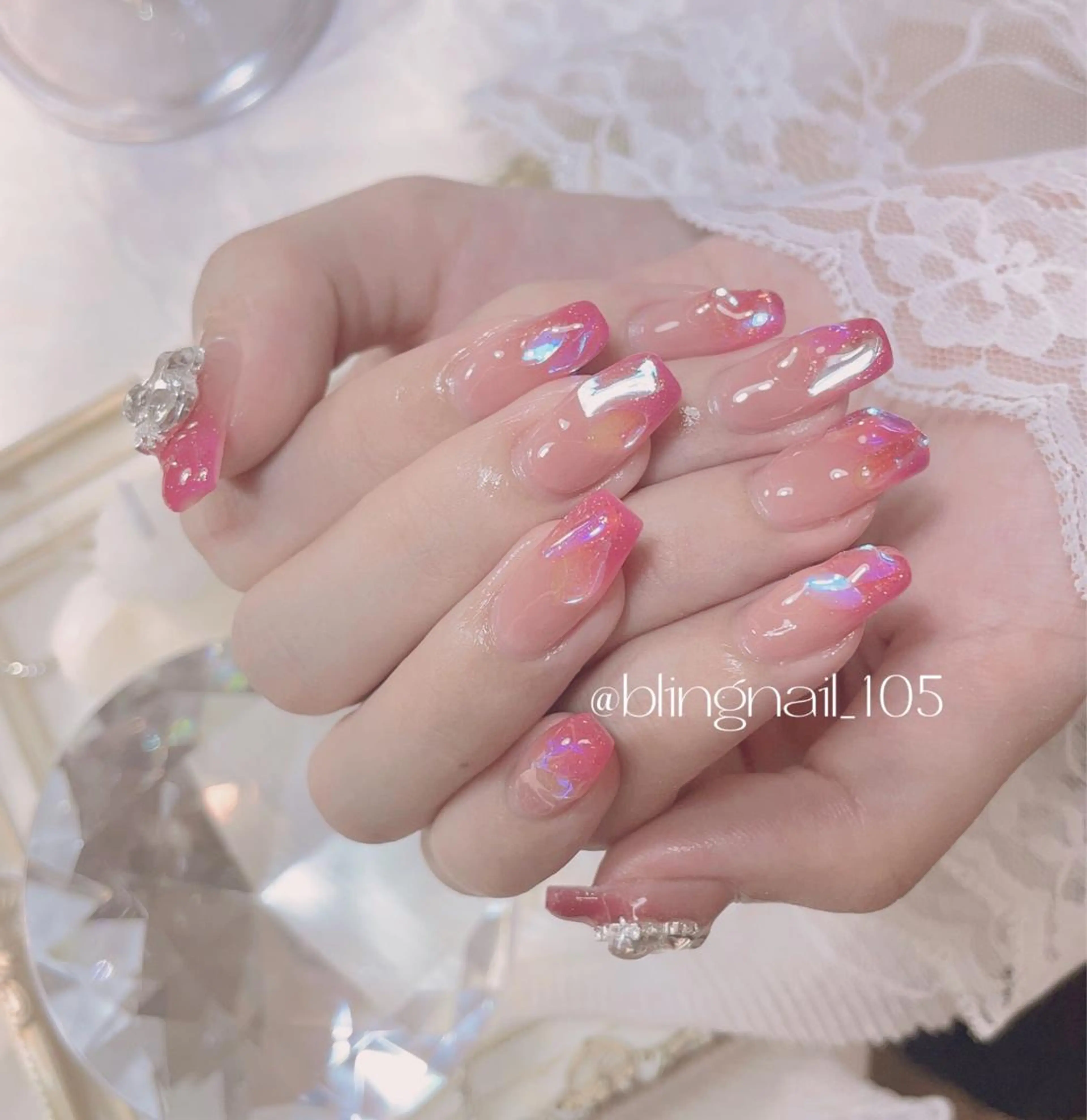 ネイル 23時まで❤︎韓国、 ワンホンネイルのネイルデザイン