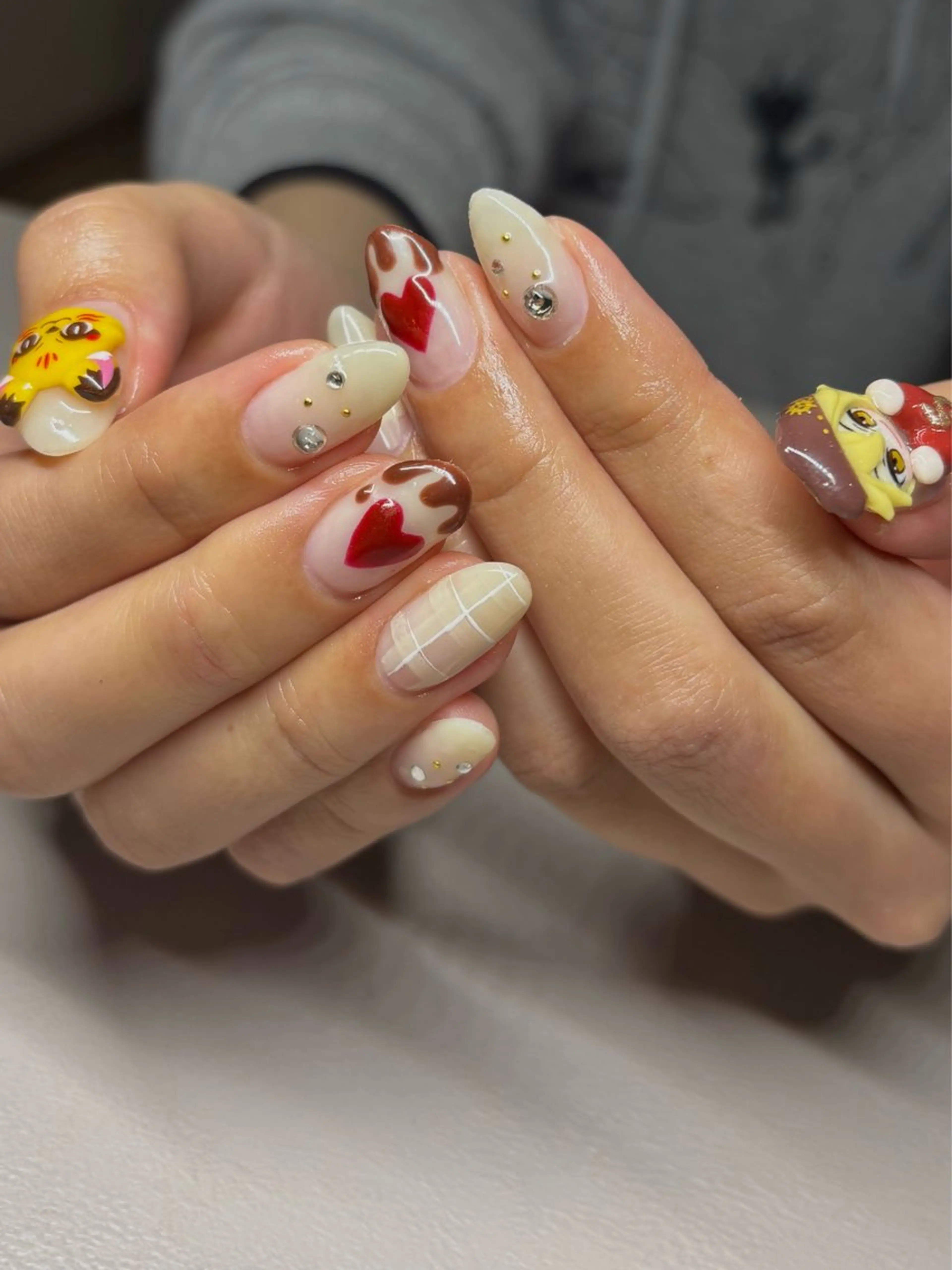 ネイル 持ち込み 🫧ユキ🫧 持込OK/平日夜&土のネイルデザイン