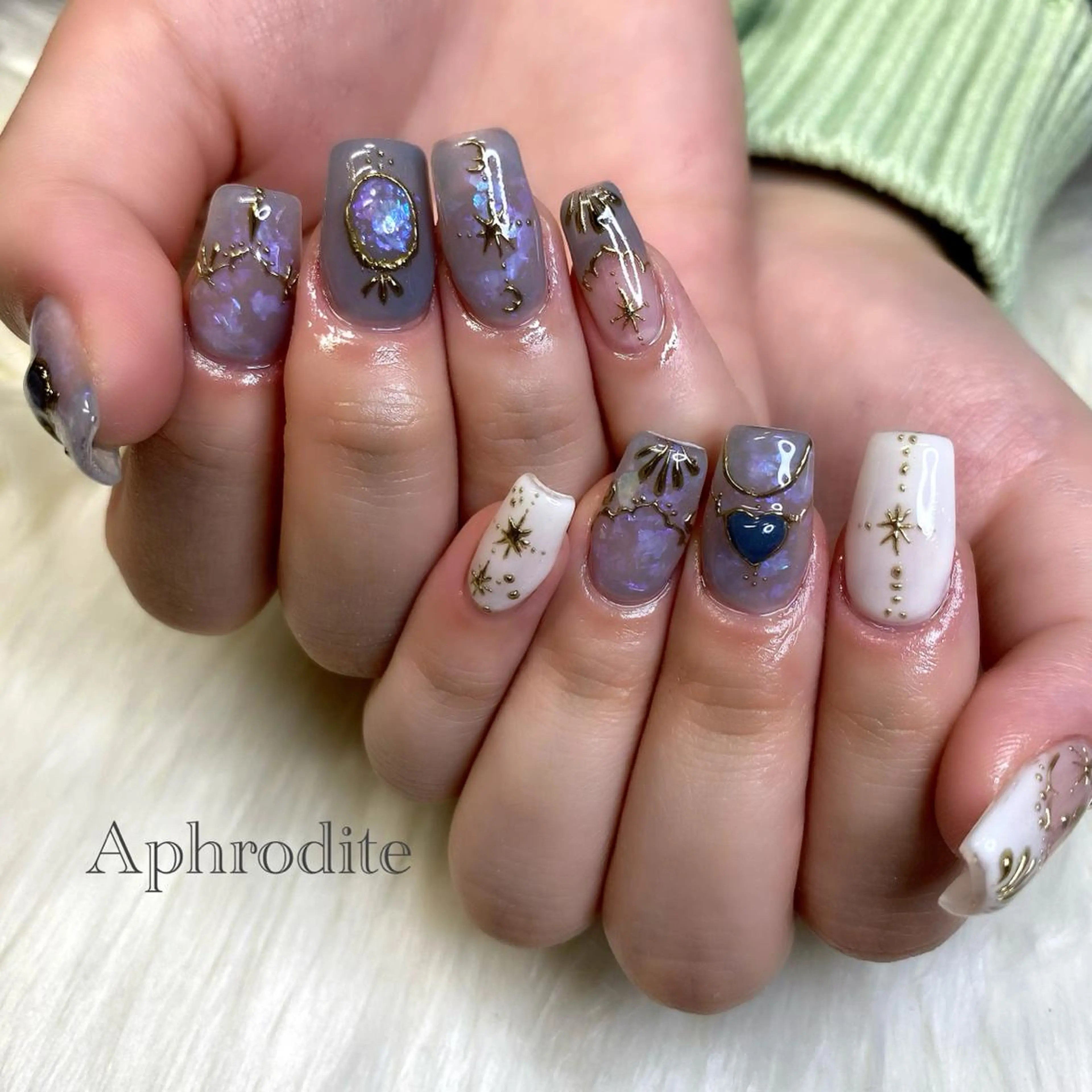 ネイル Aphrodite パラジェル認定サロンのネイルデザイン