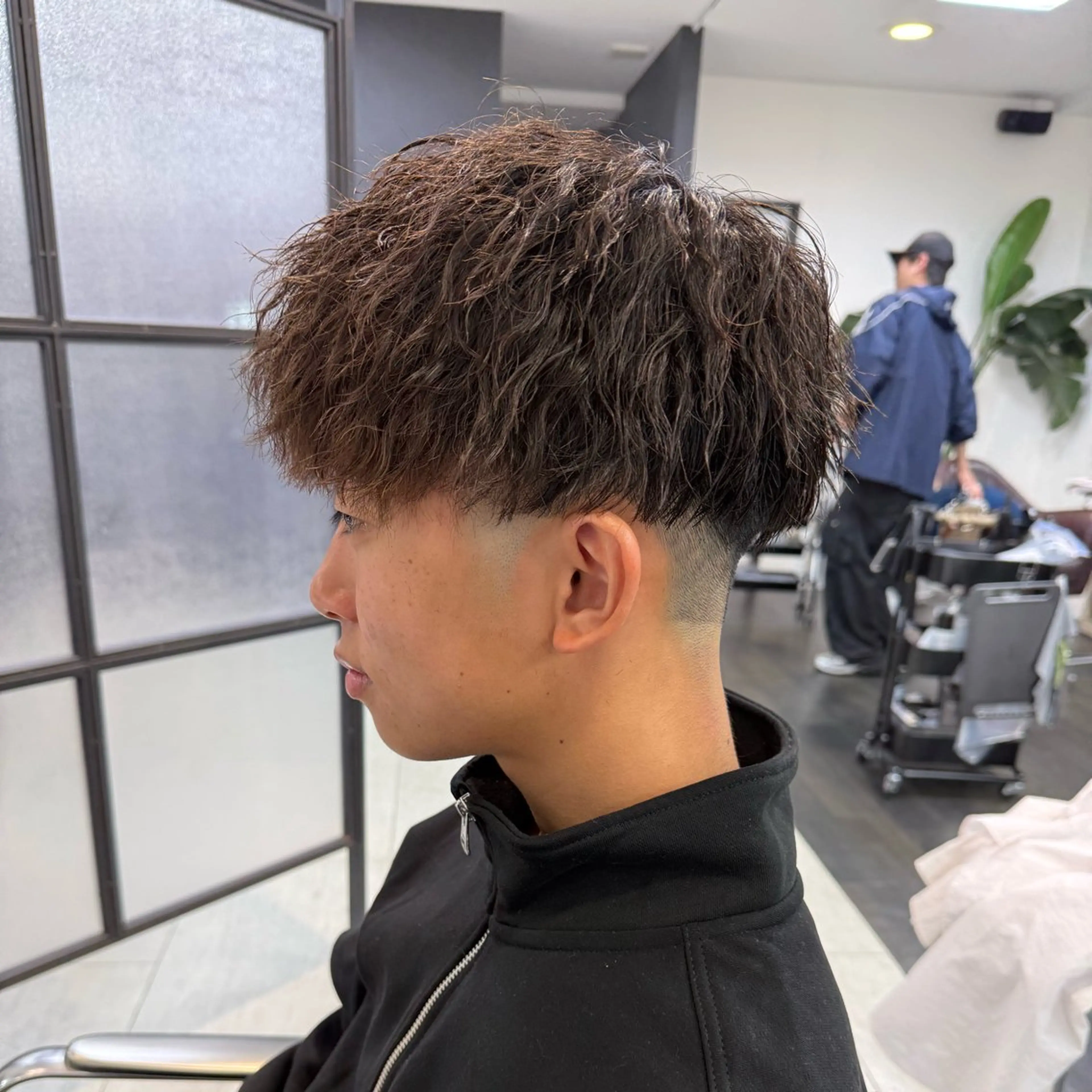 ショート パーマ メンズ メンズパーマ ツイストスパイラルパーマ スパイラルパーマ カット パーマ メンズパーマの達人 / タカシマダイスケのヘアスタイル