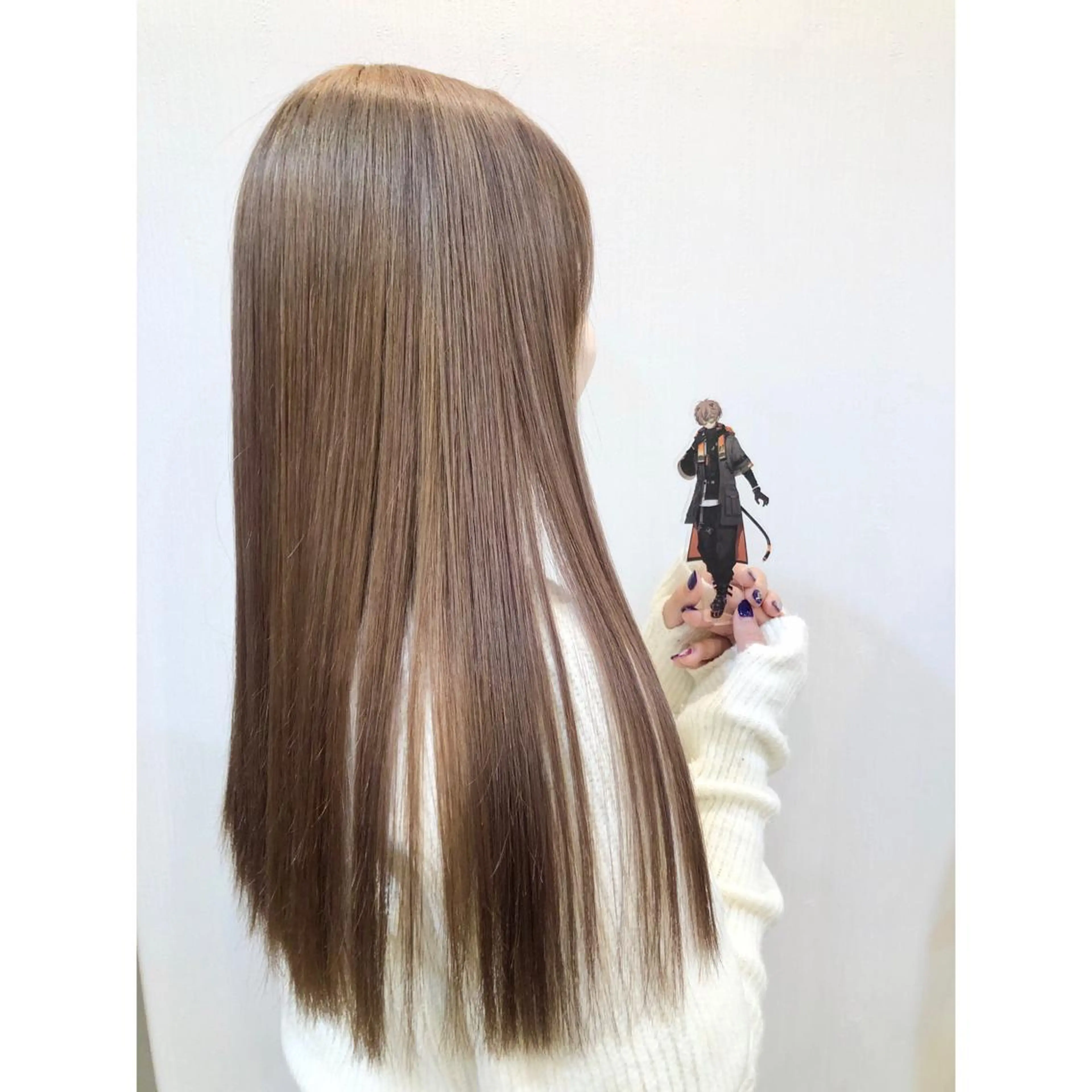 ロング 推しカラー✨ オタク美容師ユウカのヘアスタイル