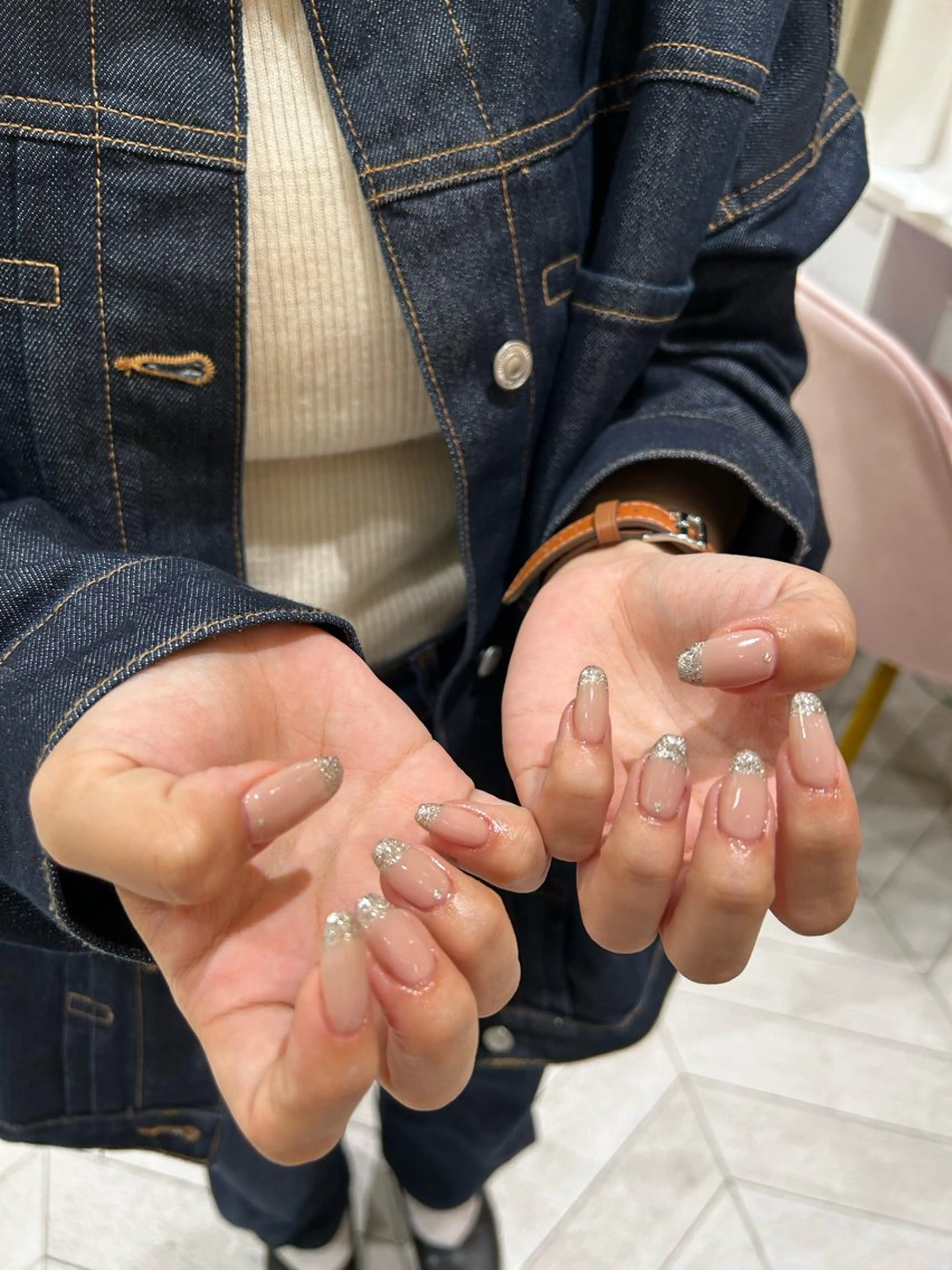 ネイル ꪆৎ平行アーチ ྀི ワカナの眉毛・アイブロウイメージ