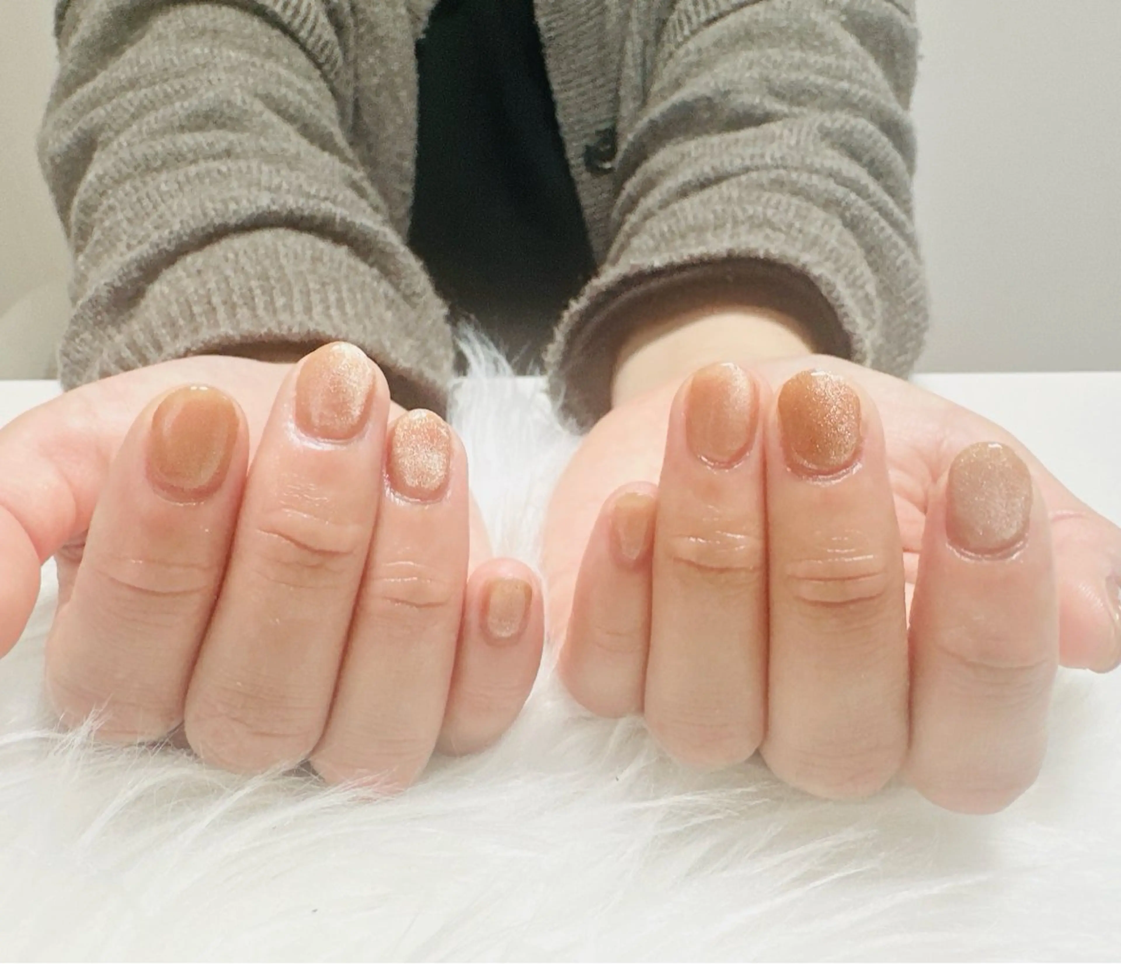 ネイル マグネットネイル ワンカラーネイル 春ネイル nailsalon oluoluのネイルデザイン