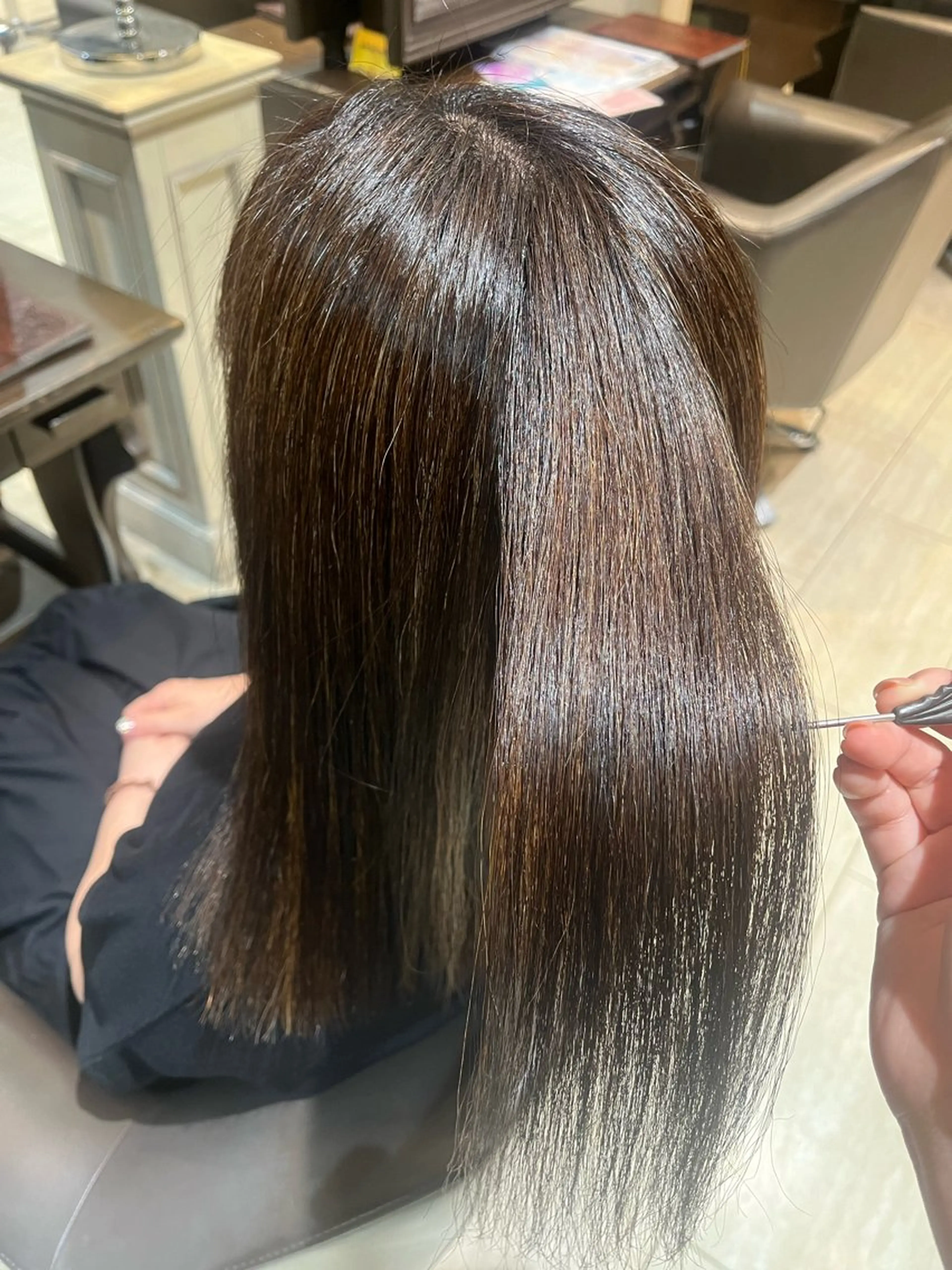 セミロング 縮毛矯正 鈴木 杏那のヘアスタイル