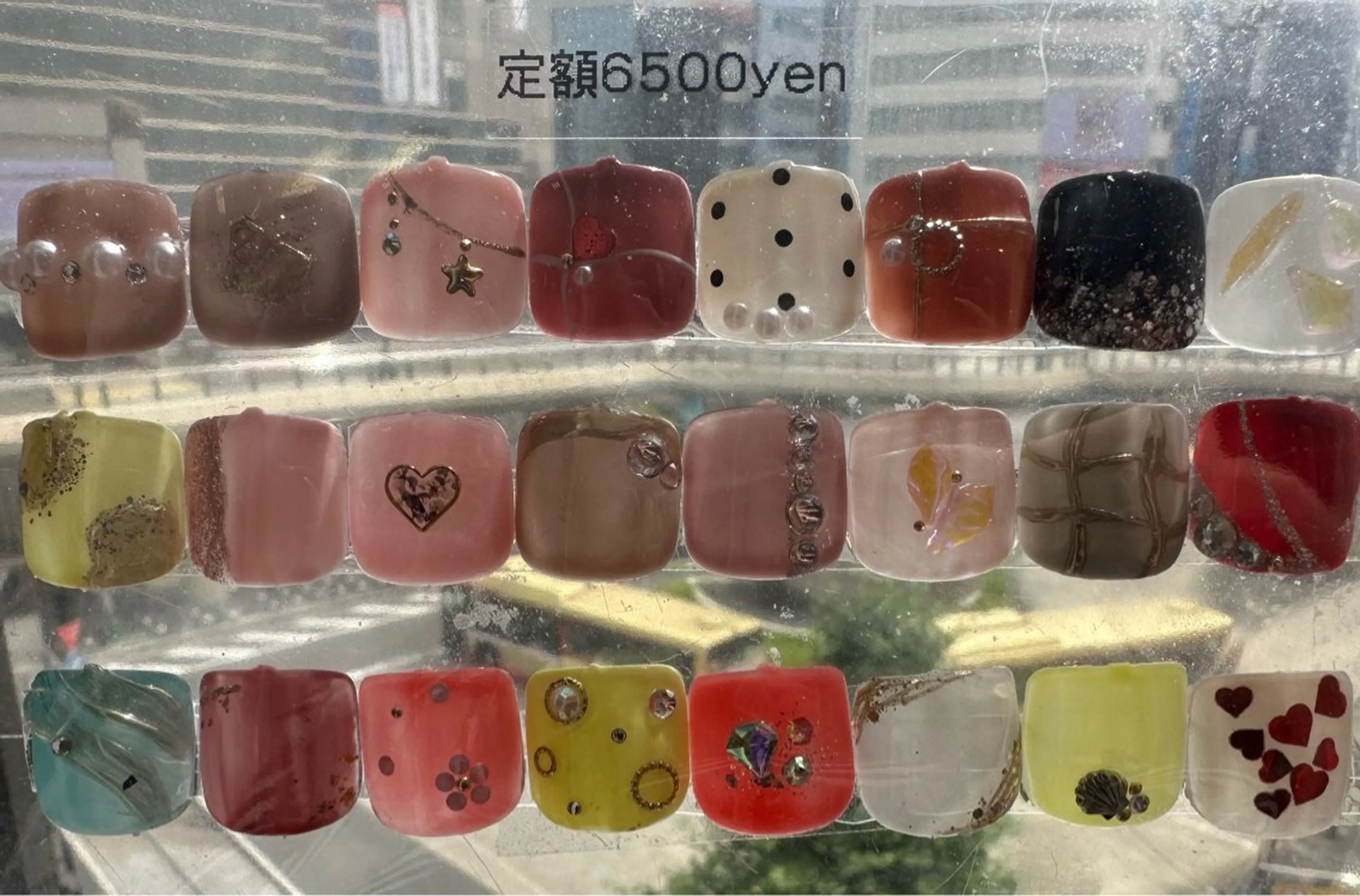 (オフ込み)6500→3200円の写真