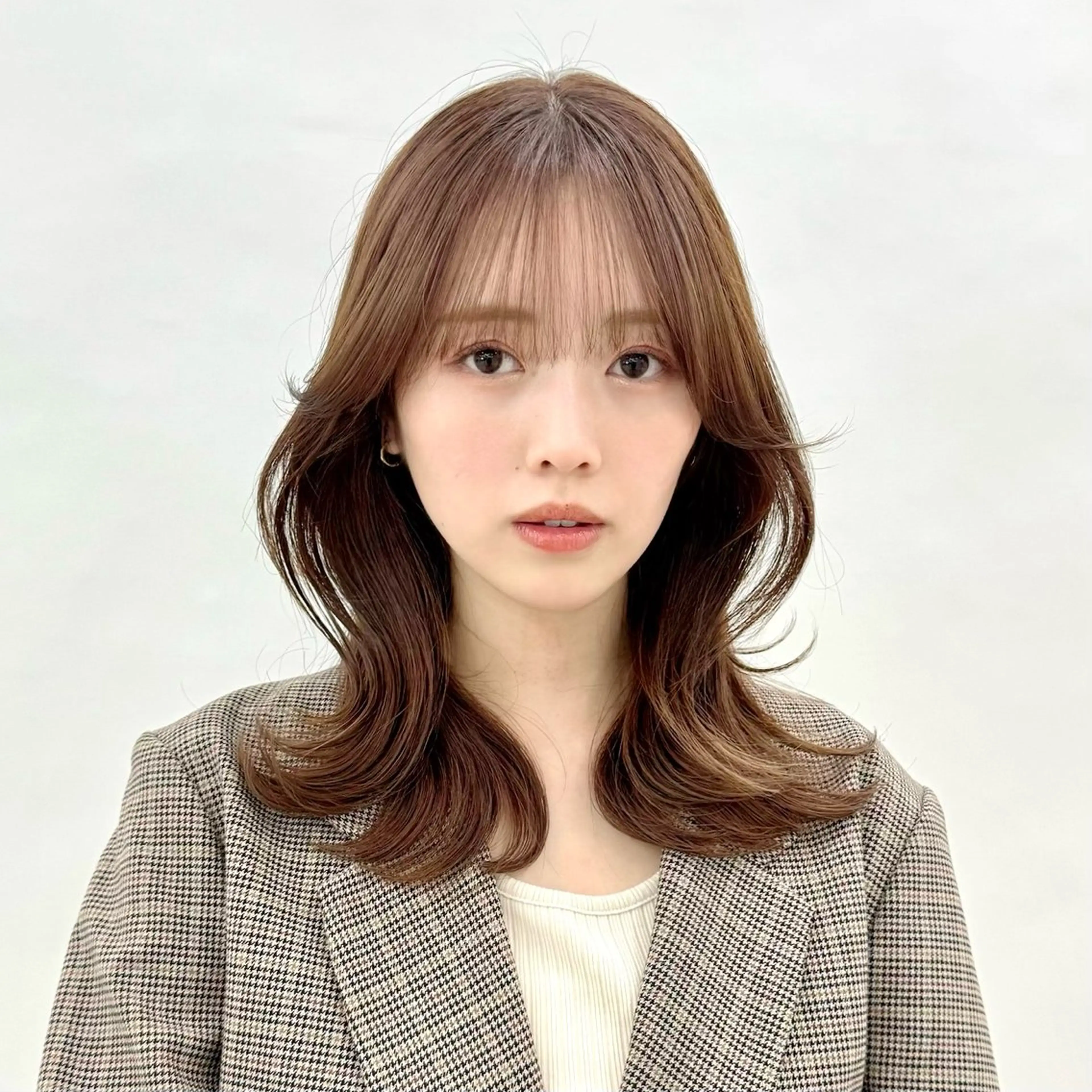 ミディアム カラー ショートカット🎀 CHIHIROのヘアスタイル