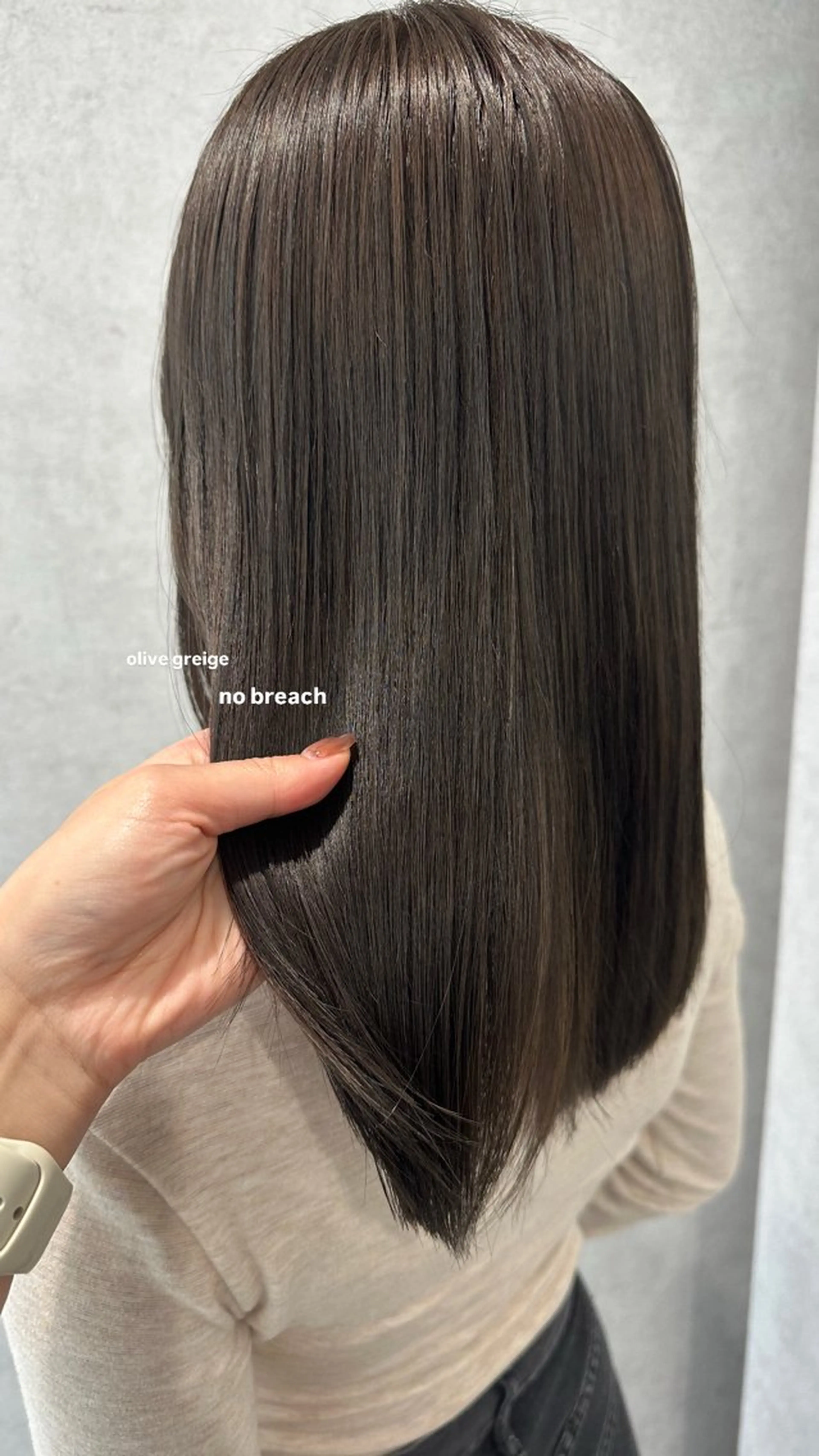 セミロング カラー ヘアカラー トリートメント v-lab studio所属・韓国レイヤーカット/ 艶カラー/ noaのヘアスタイル