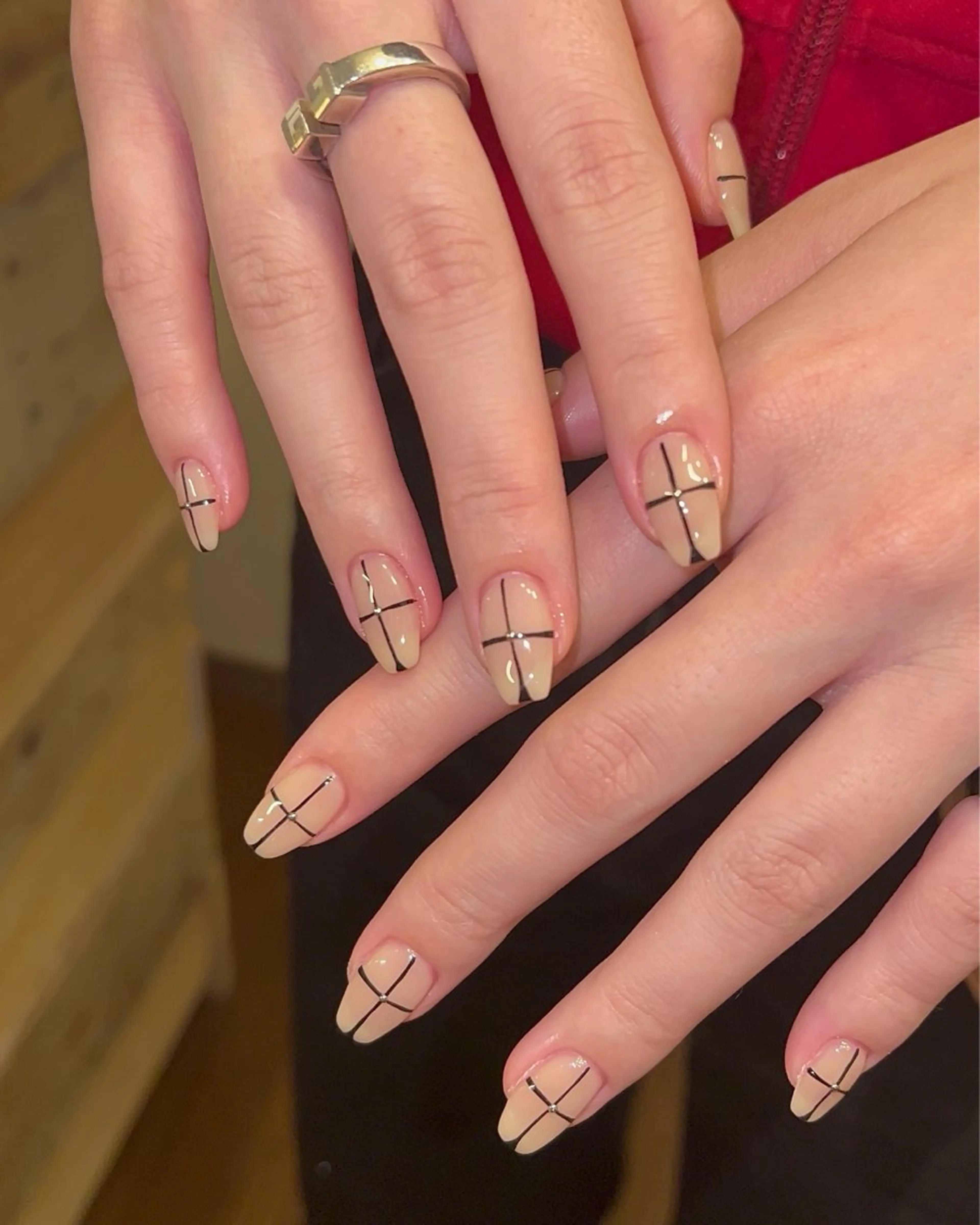 ネイル ハンドネイル フットネイル ハンドケア Nes.Nail所属・Miyagi Asamiのネイルデザイン