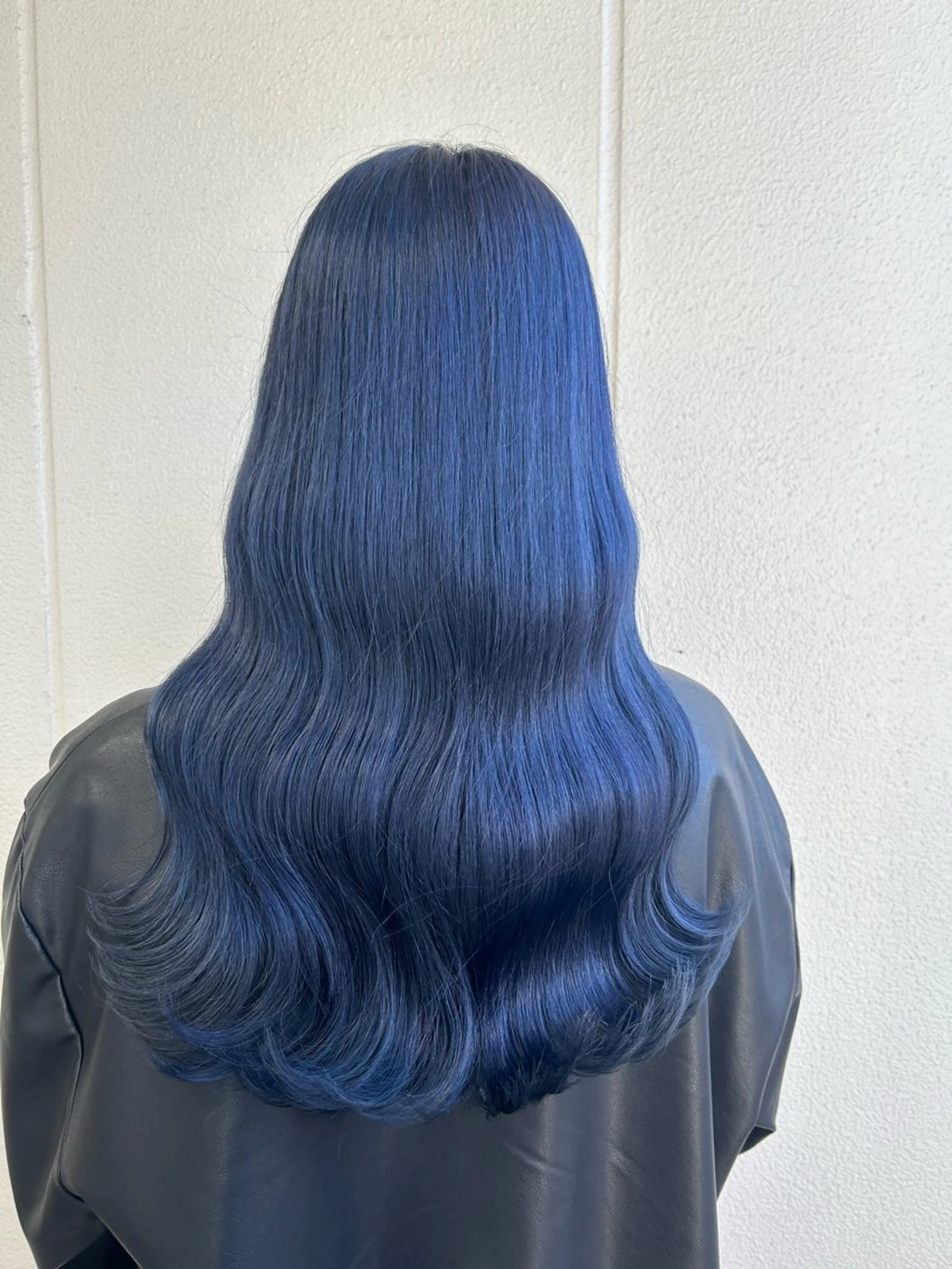 ロング カラー ヘアアレンジ ブルーカラー 《暖色/韓国hair 》🇰🇷桑原ユキネのヘアスタイル