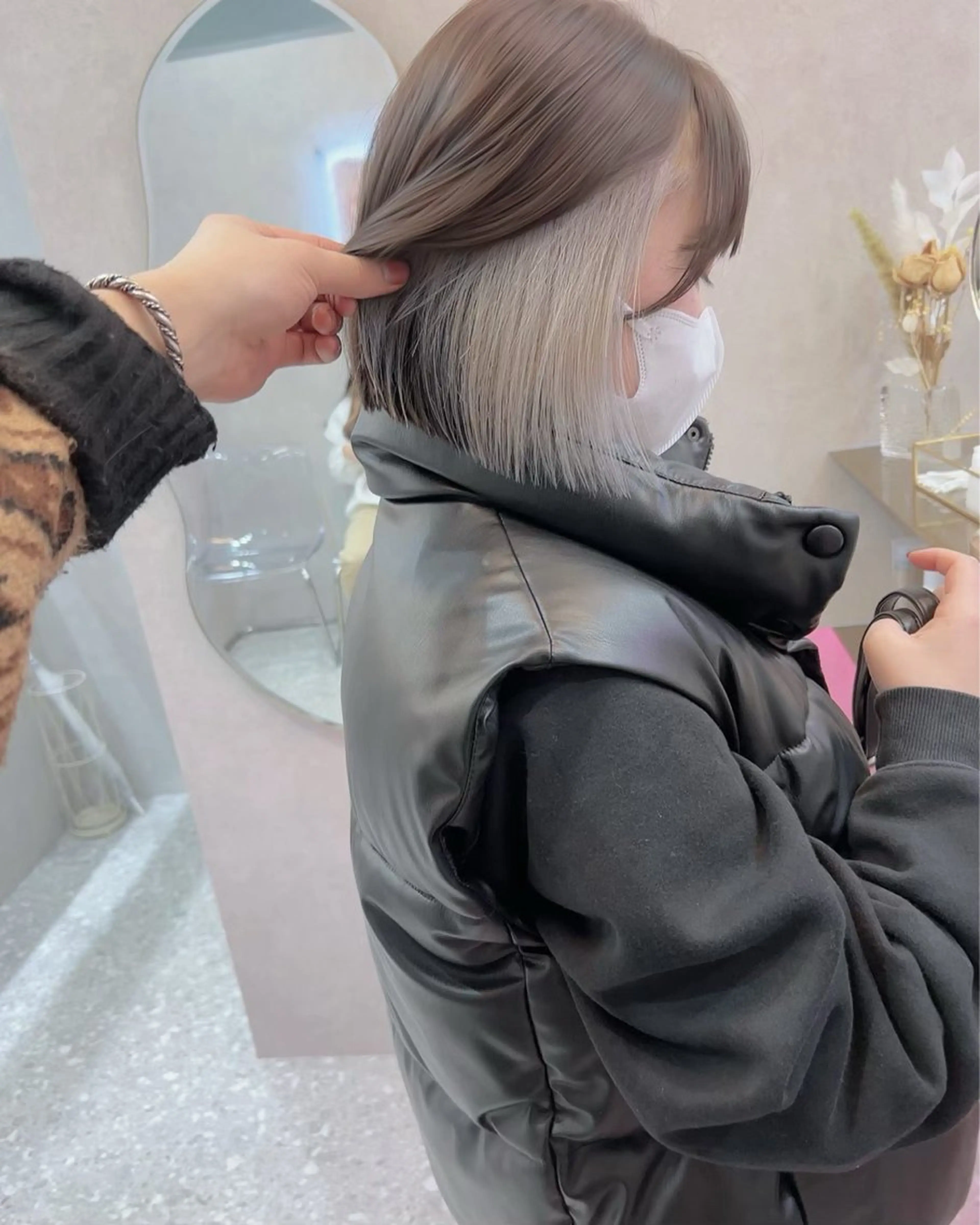 ショート カラー カット ヘアカラー トリートメント Lond Le'a /ハイトーンカラーのヘアスタイル