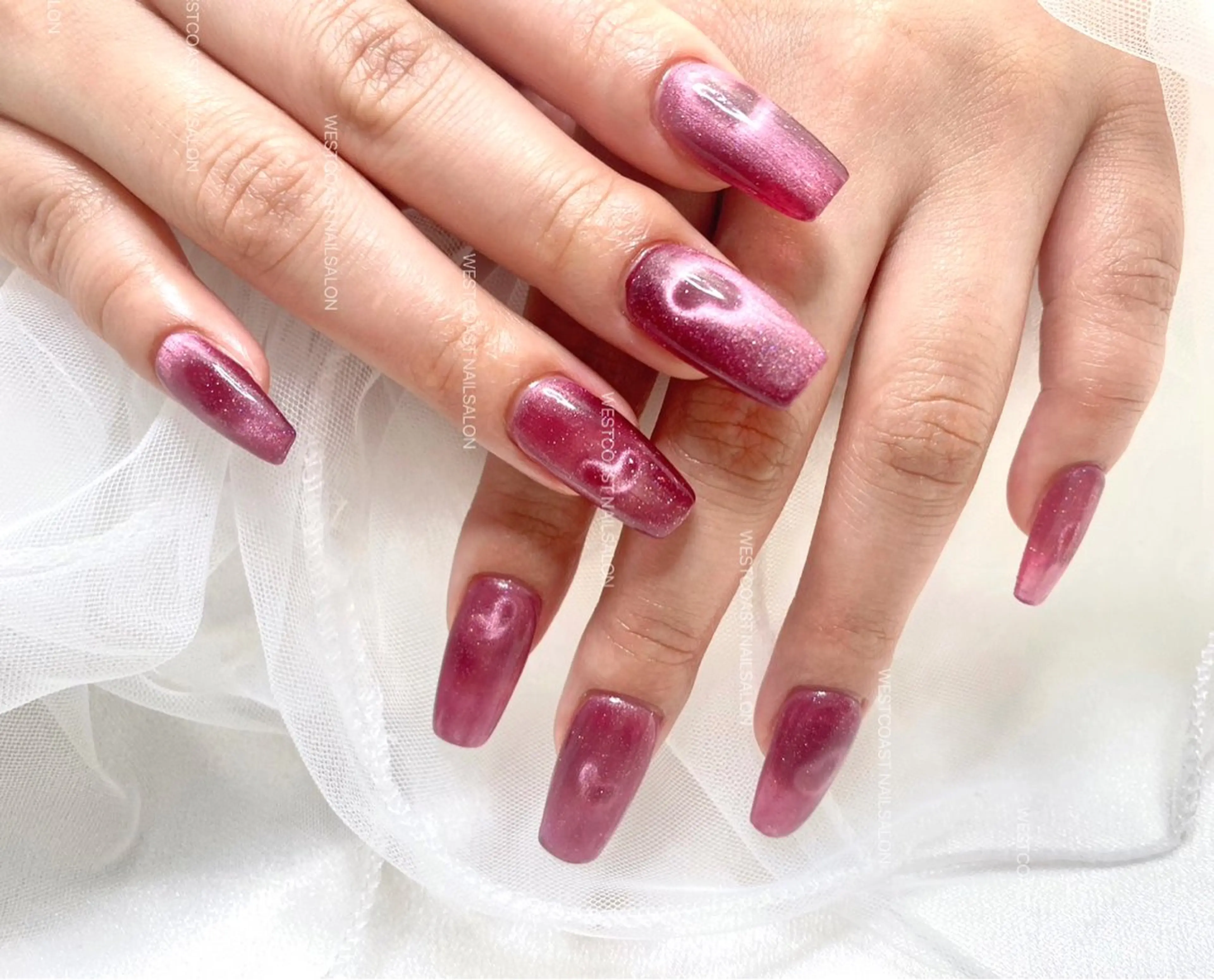 ネイル ハート マグネットネイル リボン、ガーリー パーツ放題専門店のネイルデザイン