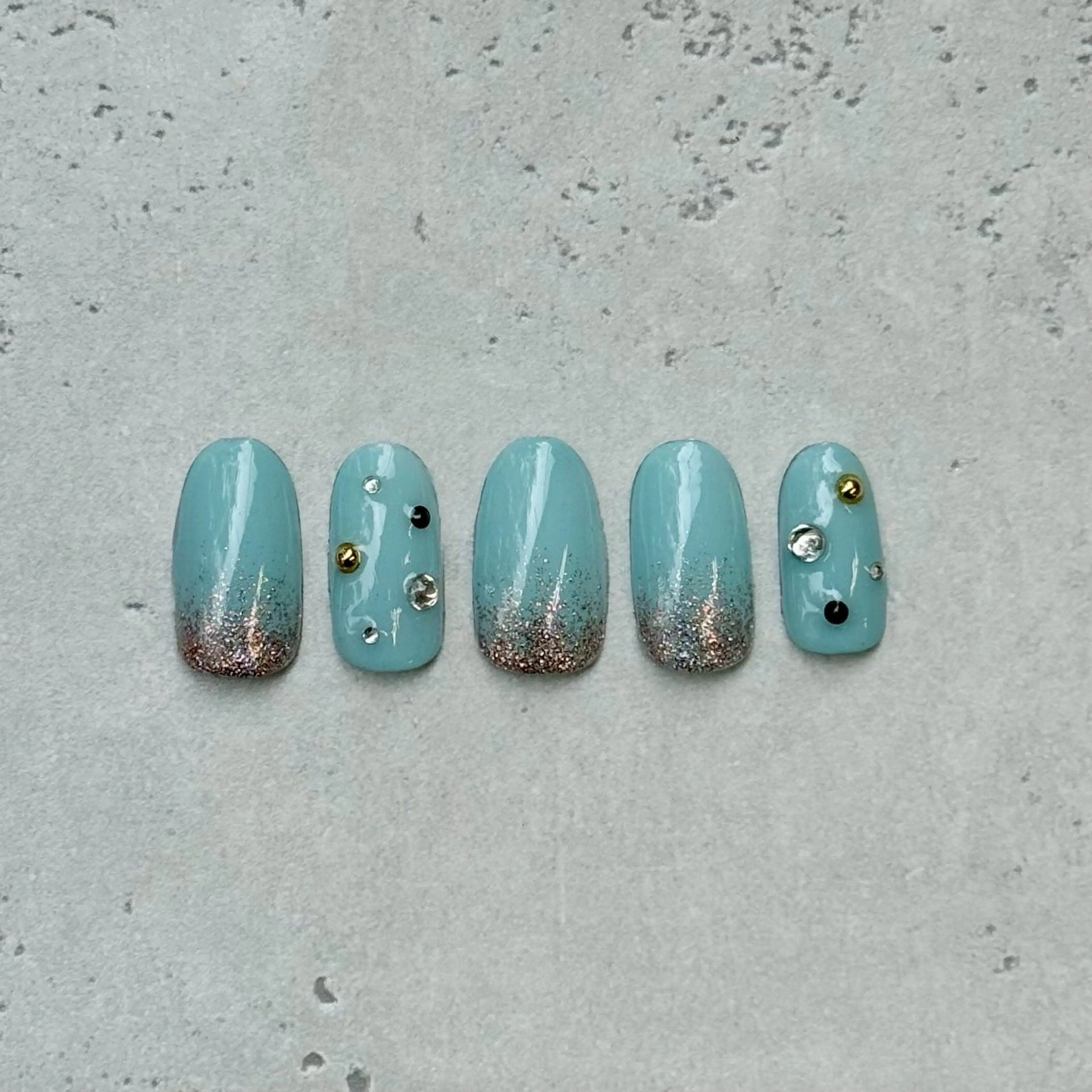 ネイル アートネイル MAXKELLY MAIKAのネイルデザイン