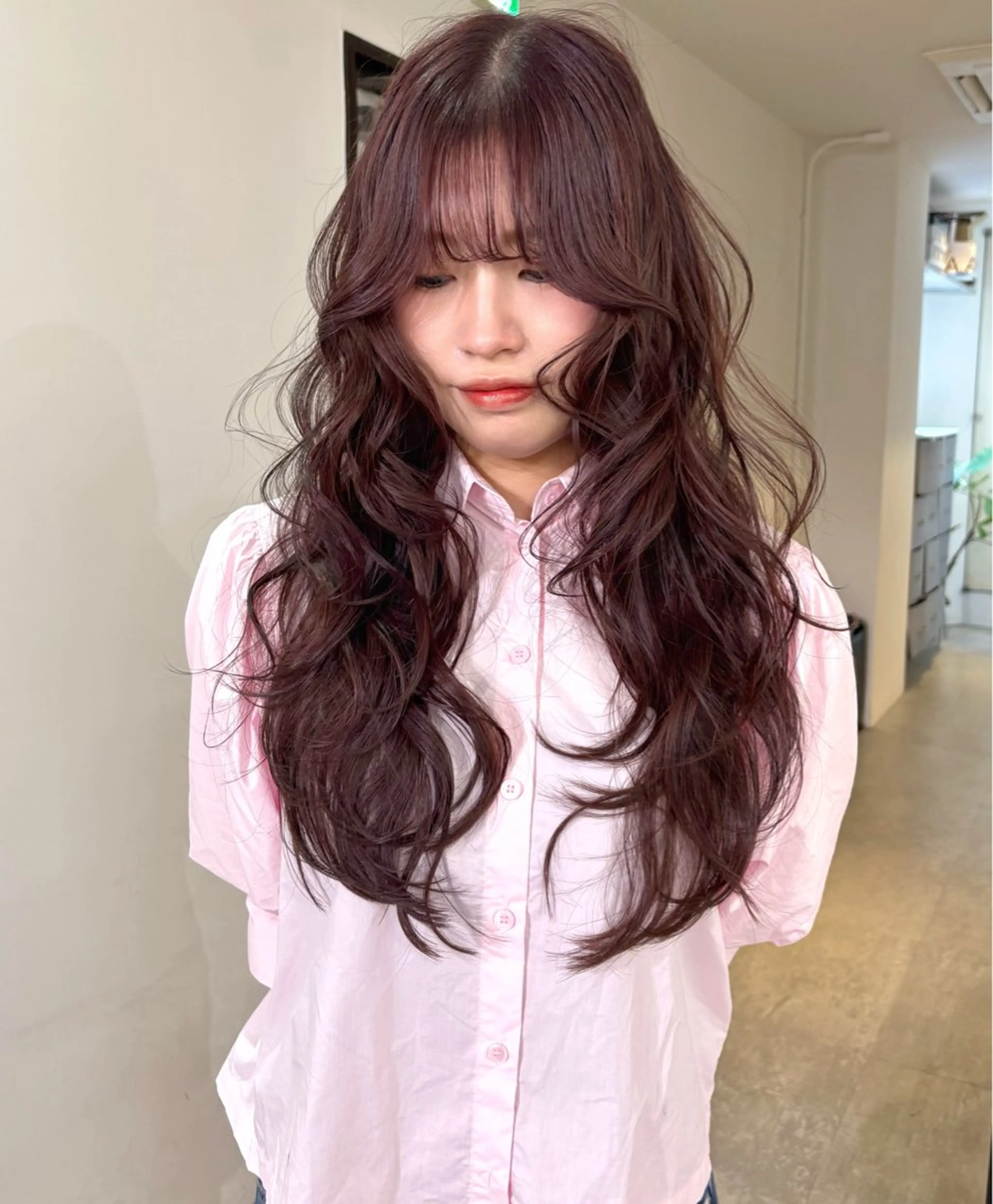 ロング カラー ブリーチ ダブルカラー ブリーチなしカラー レイヤーカット カット ヘアカラー mizuki/ピンク ベージュ.レイヤーのヘアスタイル