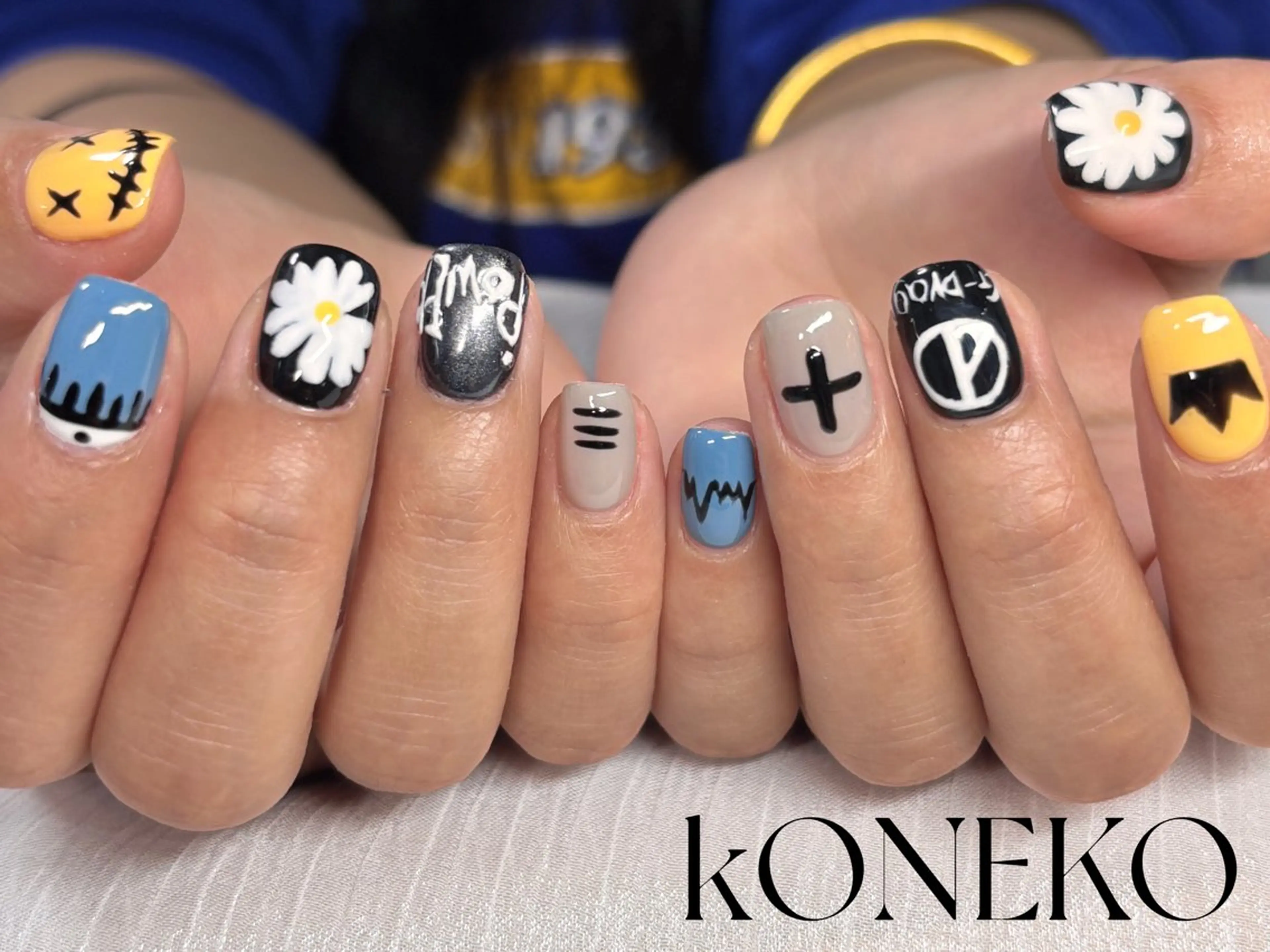 ネイル ハンドネイル コネコ ネイルサロンのネイルデザイン
