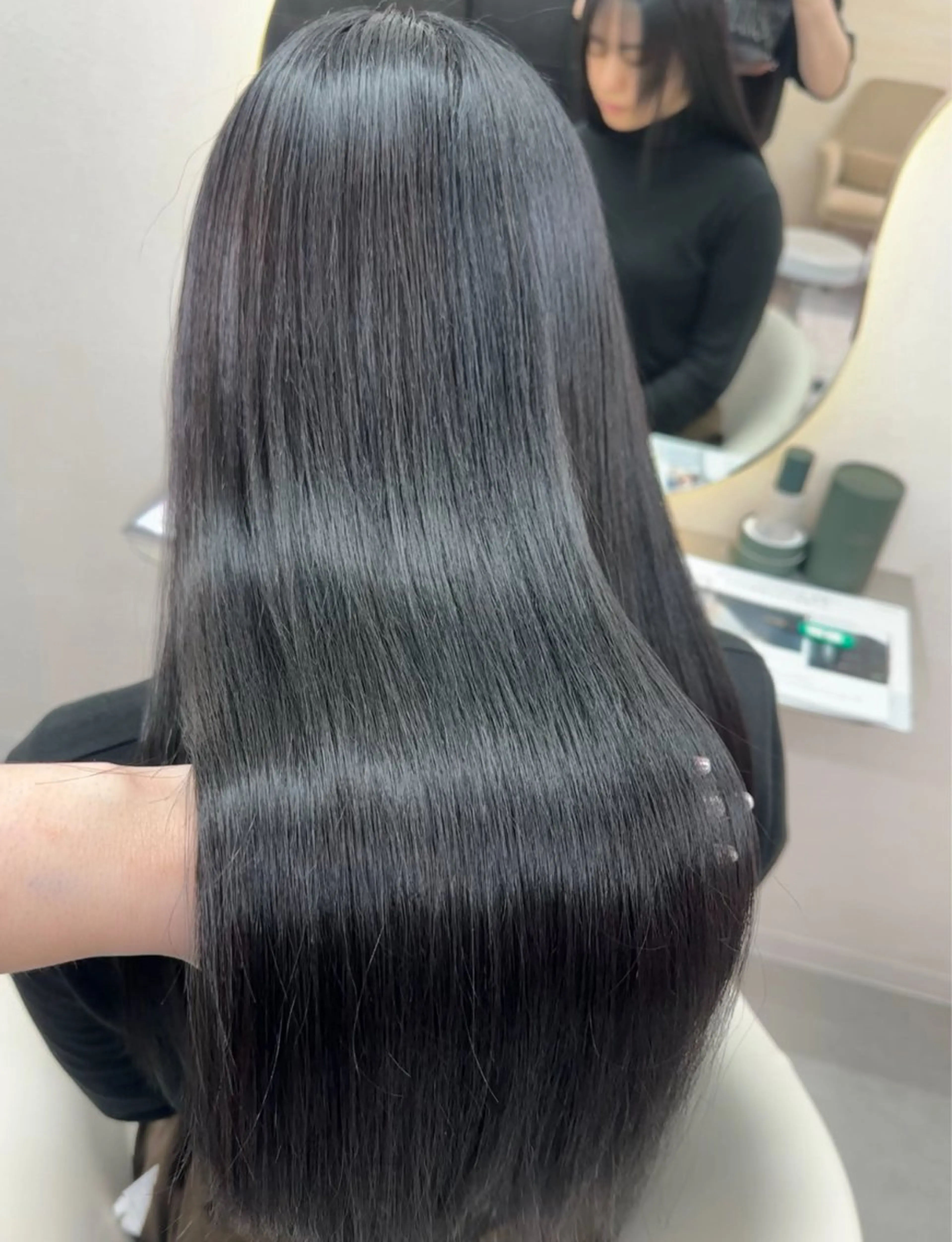 セミロング カラー ヘアアレンジ ヘアカラー 🖤kana/艶髪/ 韓国風暗髪カラー🖤のヘアスタイル