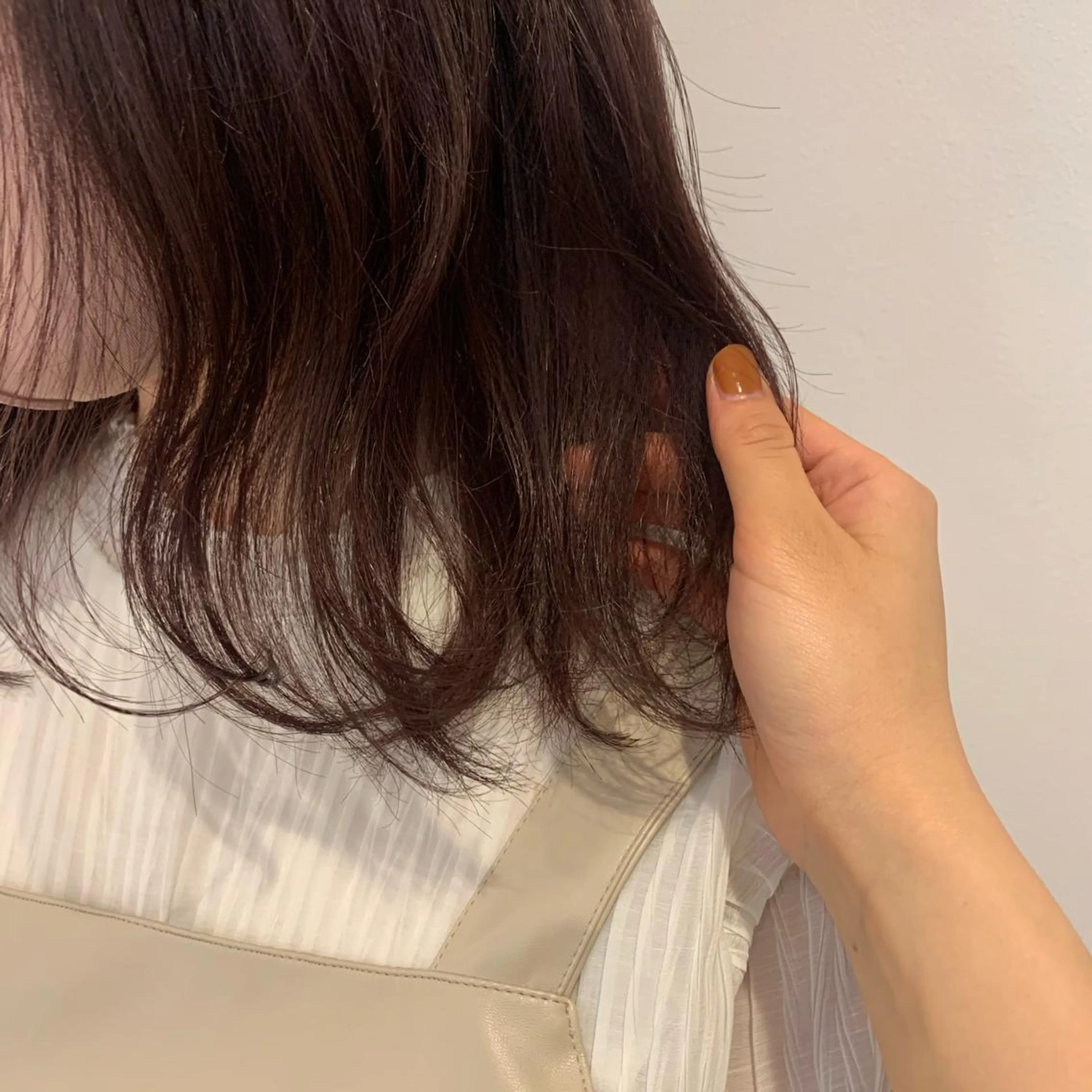 セミロング カラー フクシママユ / 柔らかカラーのヘアスタイル