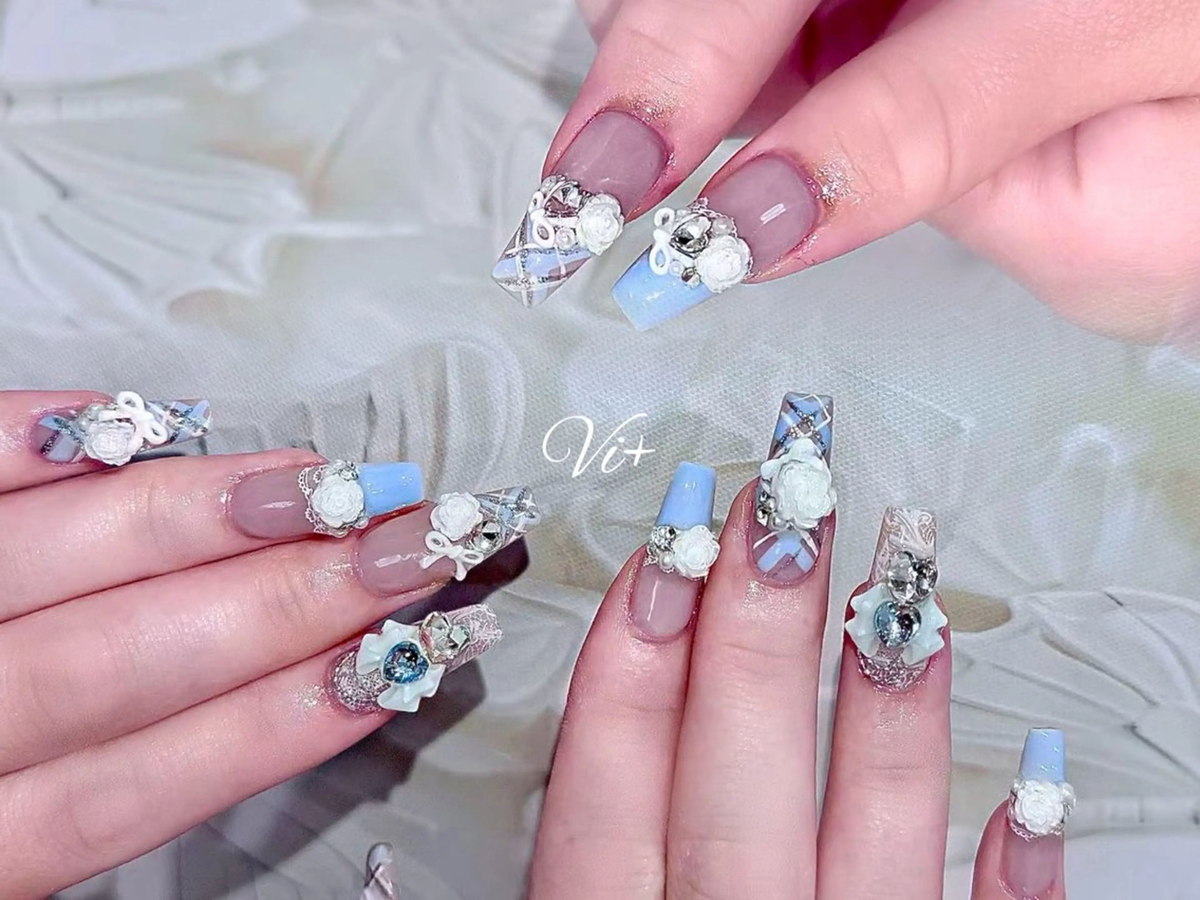 ネイル ハンドネイル ✨Nailsalon Vi+✨のネイルデザイン