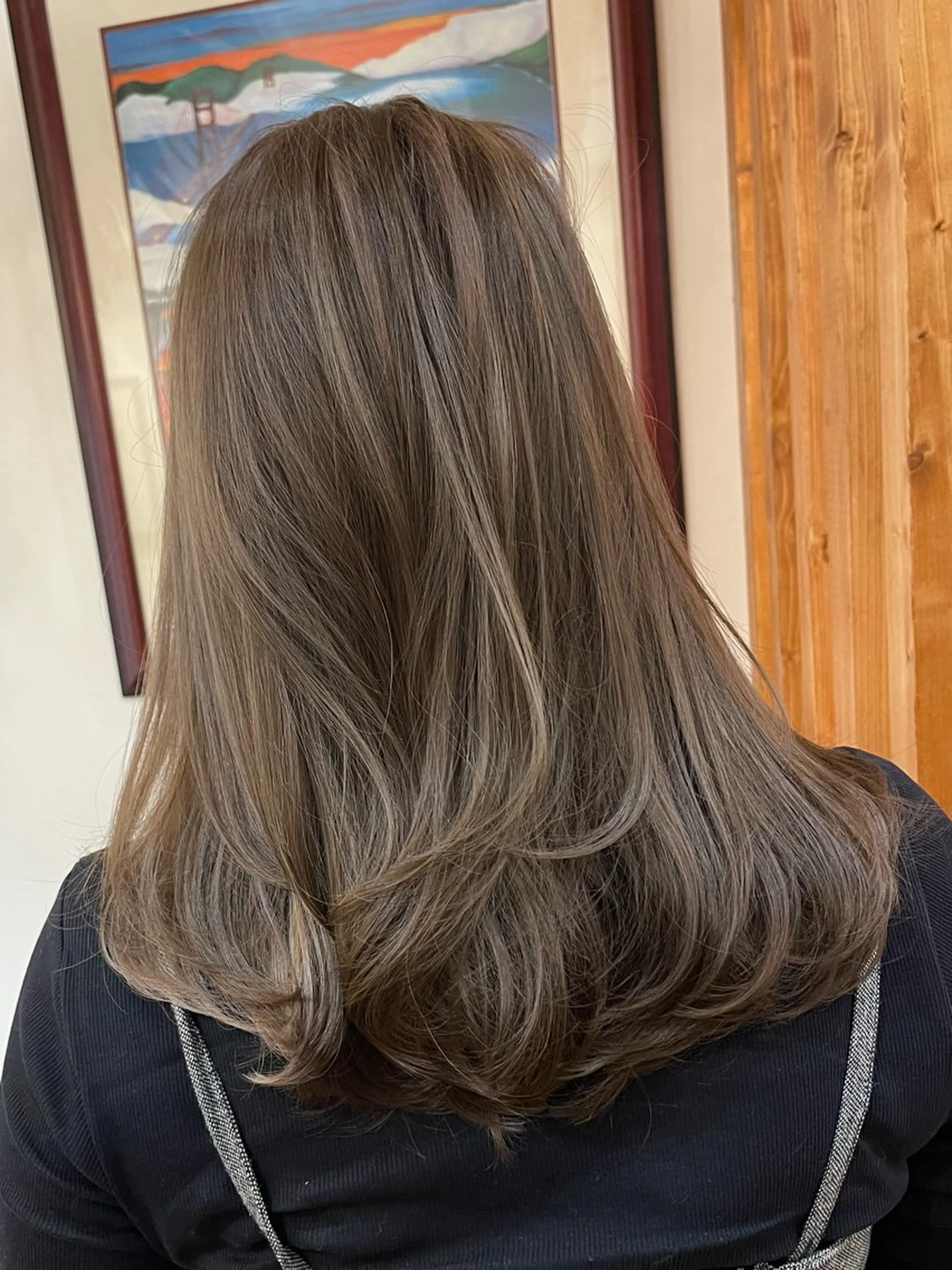 ロング カラー ハイライトカラー ハイライト ヘアカラー Ami ブリーチ/ハイトーンのヘアスタイル