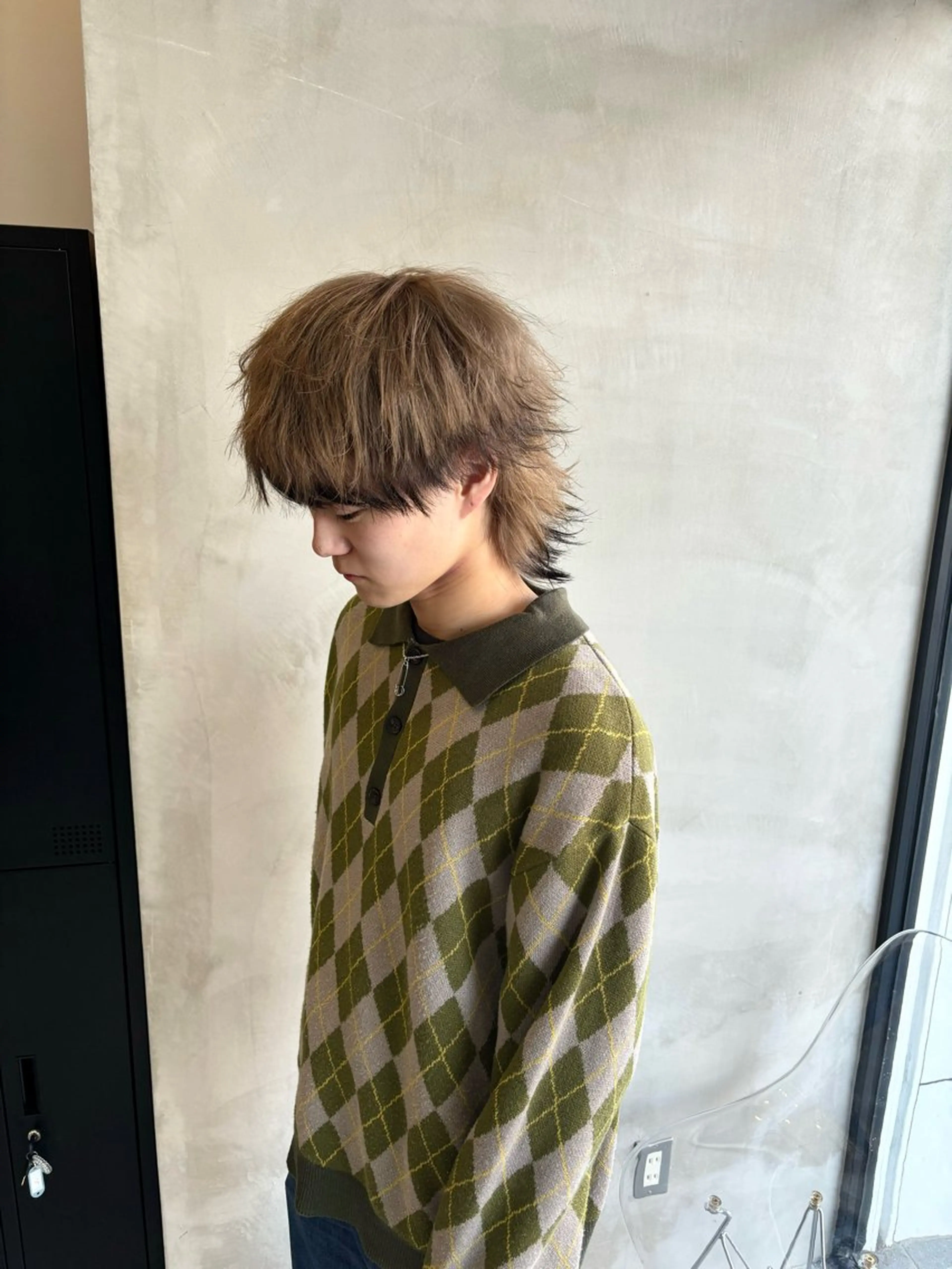 ショート カラー メンズ メンズバレイヤージュ メンズブリーチ メンズハイライト メンズインナーカラー メンズ韓国風 長谷川 湧のヘアスタイル