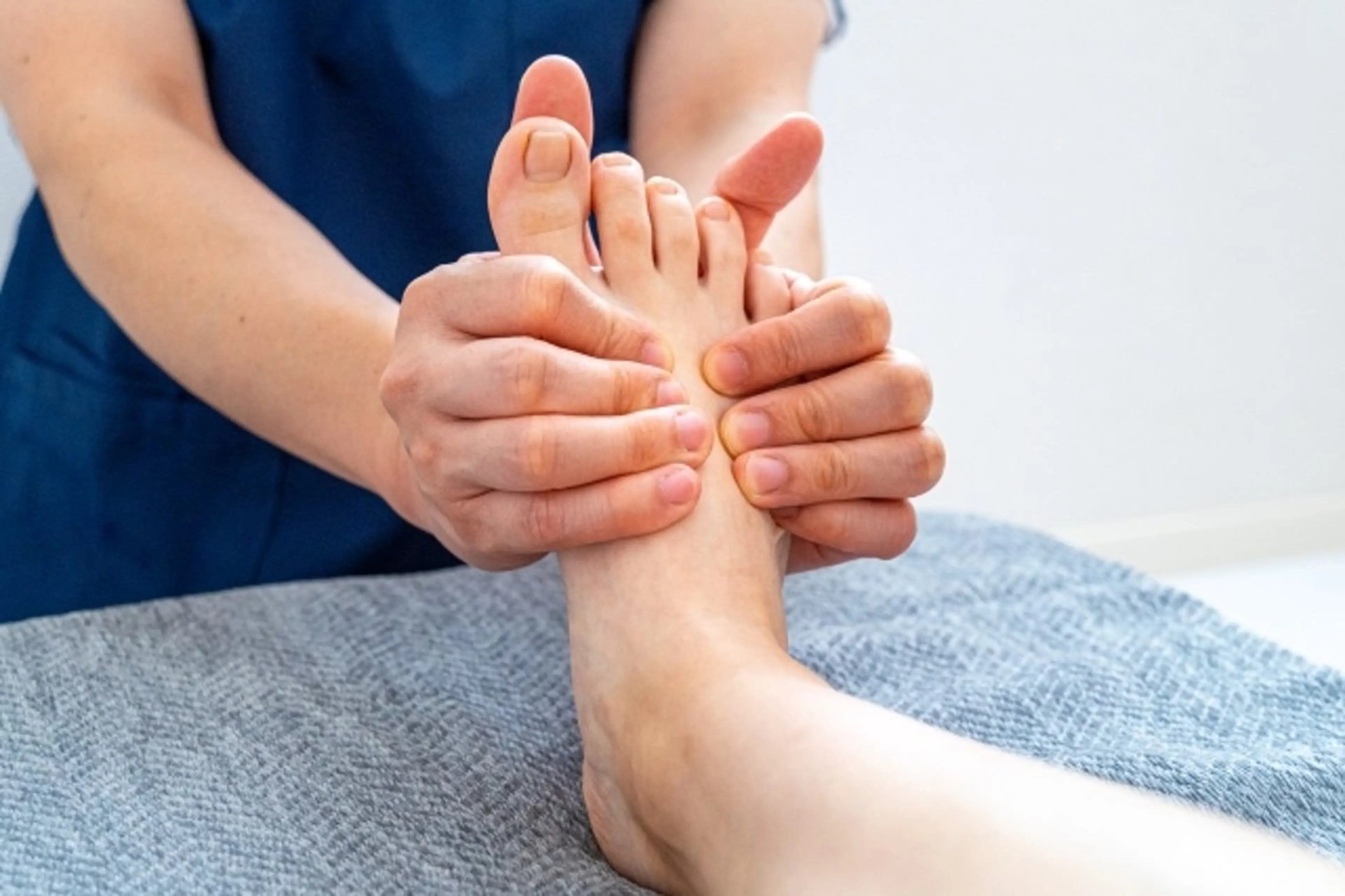 冷え、むくみすっきりコース☆腰〜足のもみほぐし+ストレッチ+ツボ押し！脚が疲れている方にもオススメ！の写真