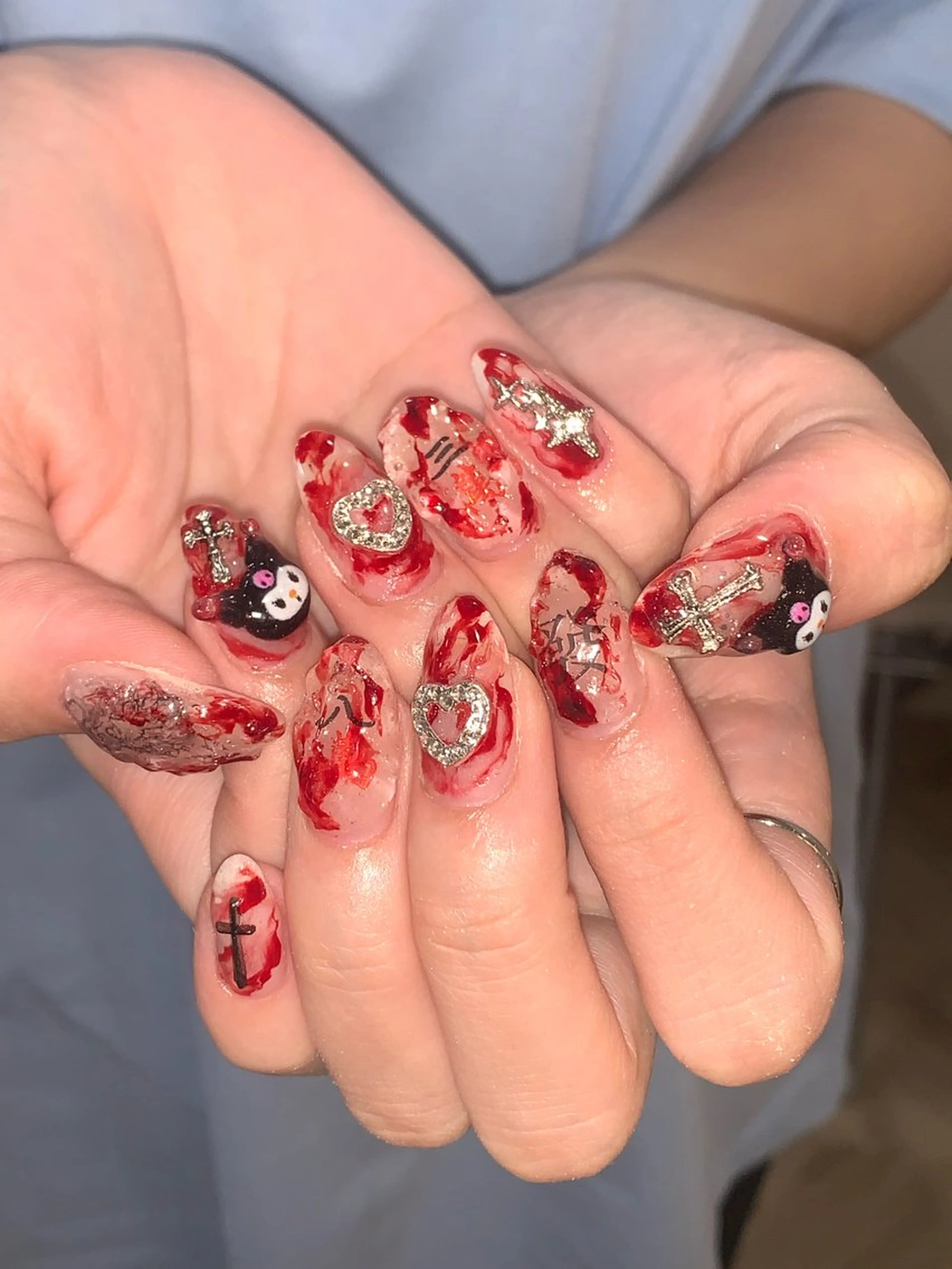 ネイル ハンドネイル NES NAIL所属・さゆり￤推しキャラ ￤ロングネイル🩷のネイルデザイン