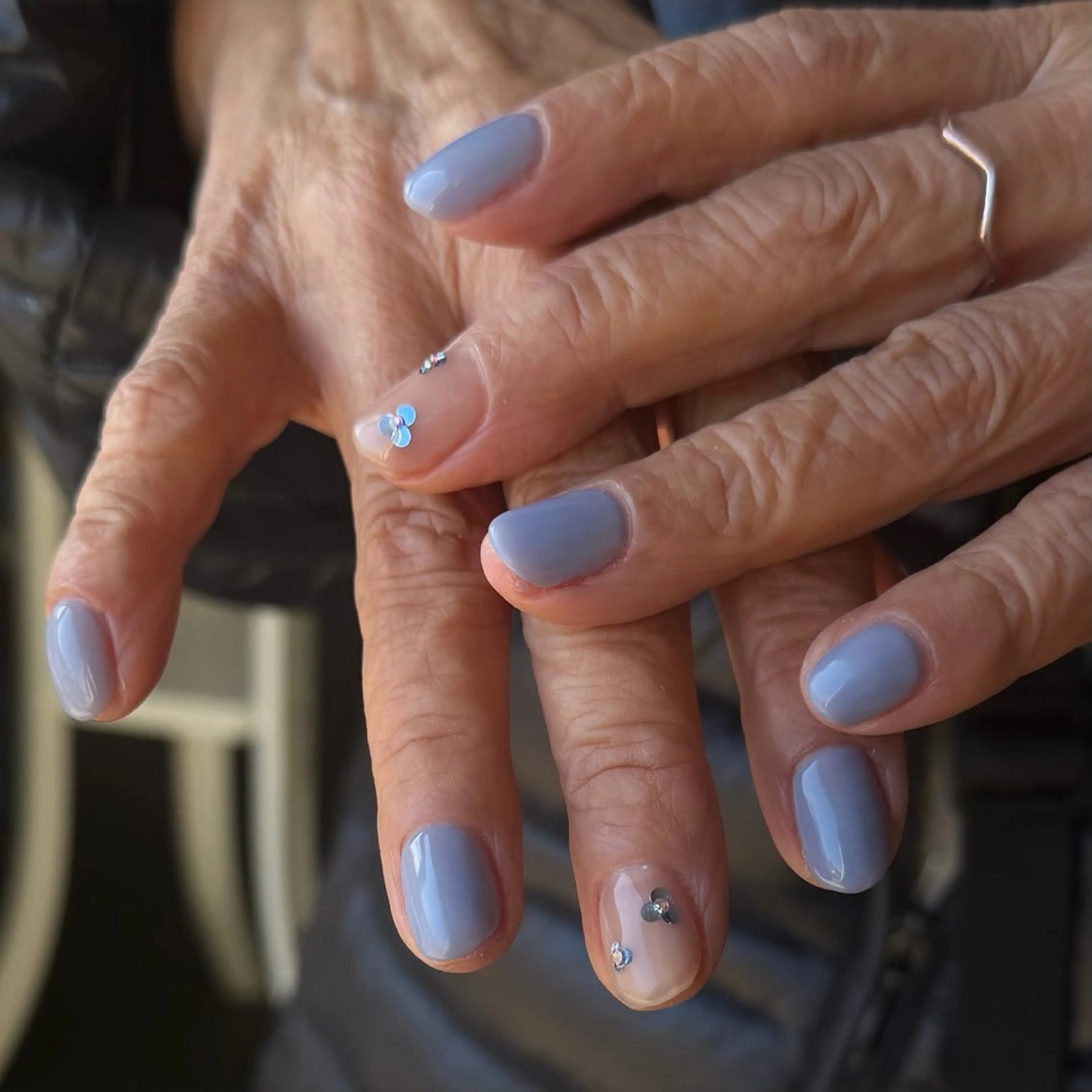 ネイル ハンドネイル 藤村 美玖のネイルデザイン